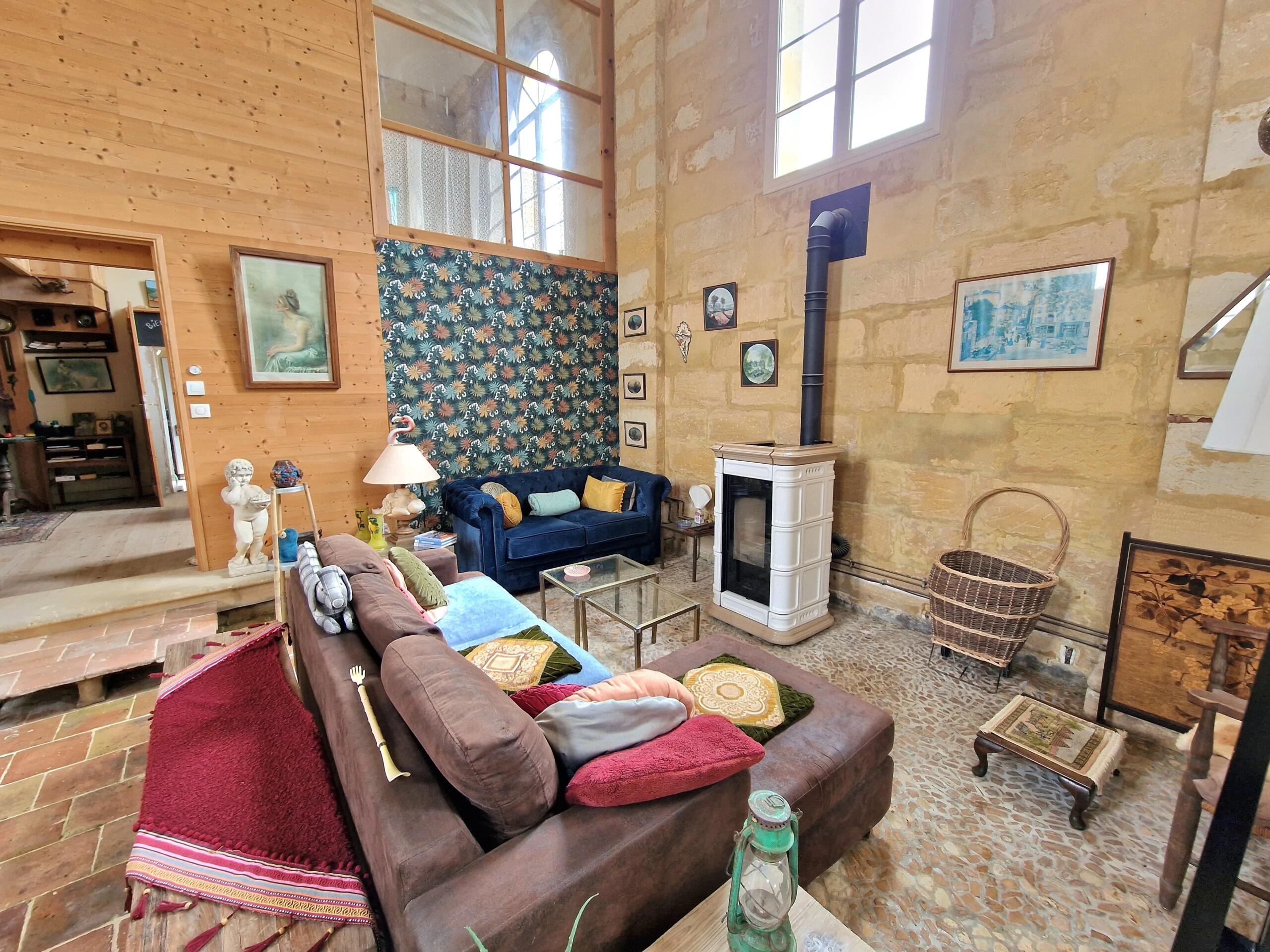 Unique Opportunity – Historic former Temple, Aquitaine – France – BVI76080