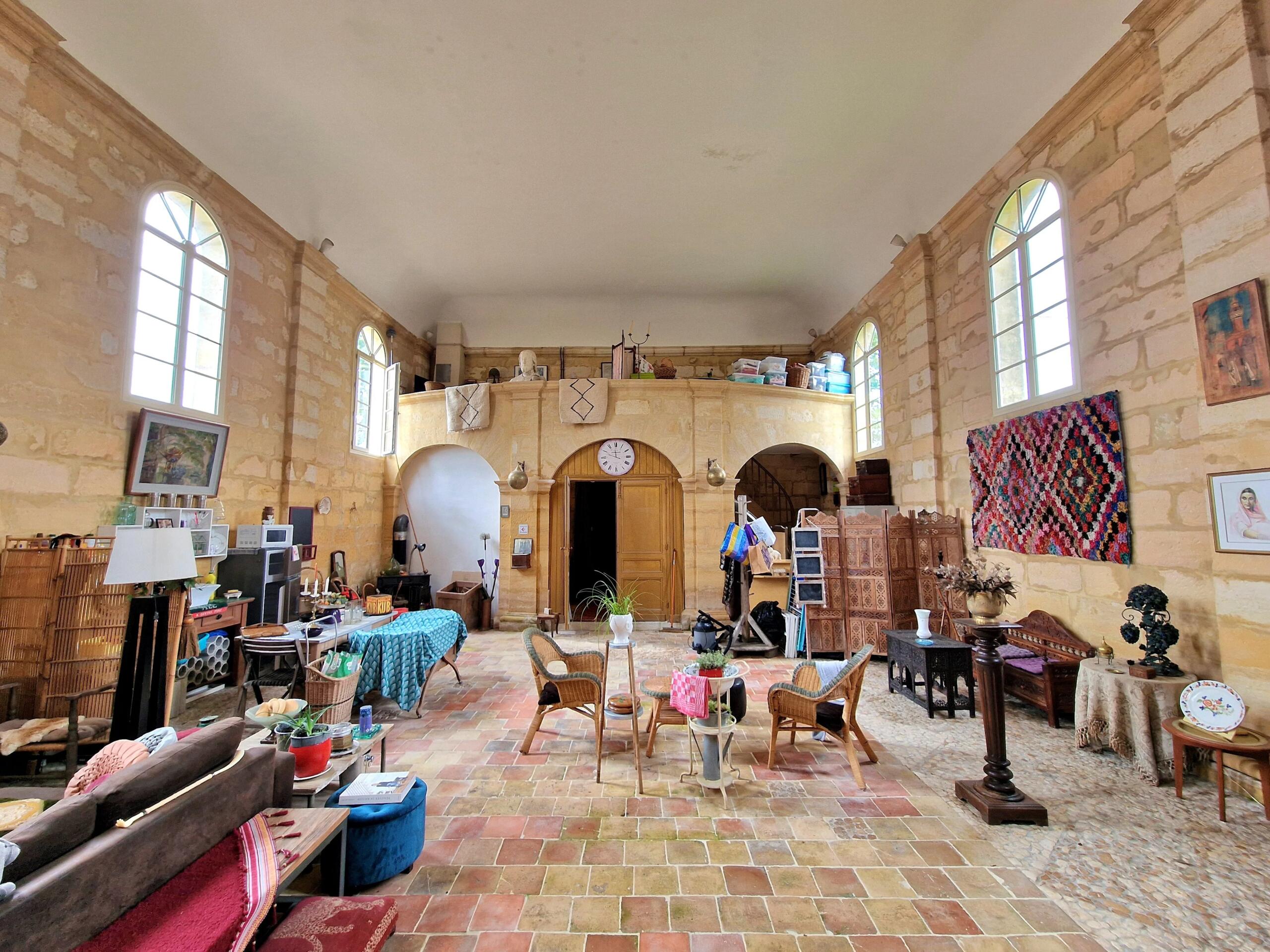 Unique Opportunity – Historic former Temple, Aquitaine – France – BVI76080