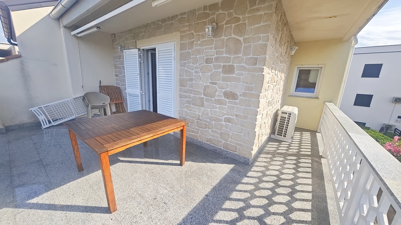 4 bedroom villa in Krk, Croatia – 103393