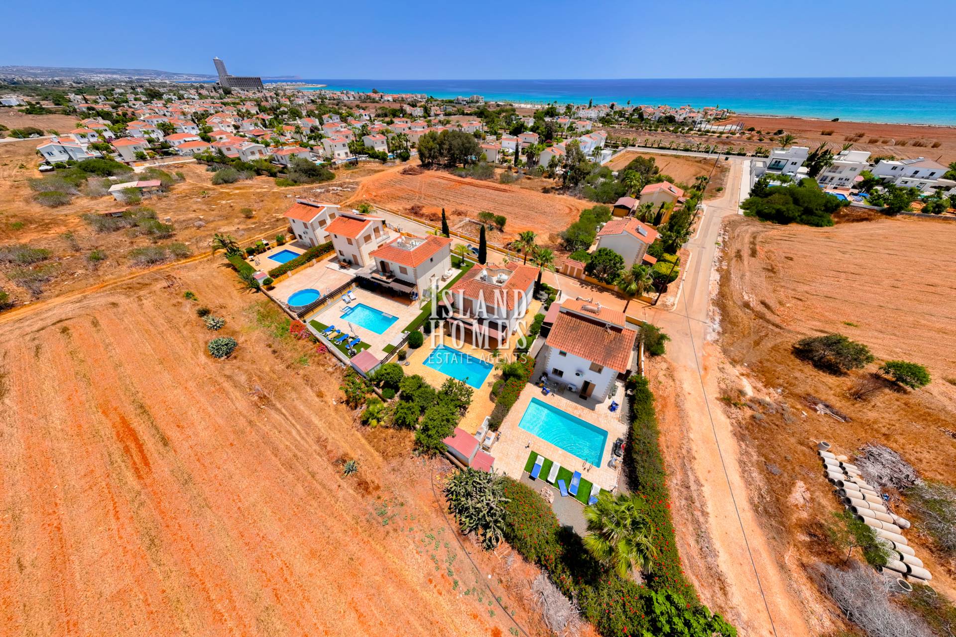 3 bedroom Detached in Ayia Thekla, Famagusta, Cyprus – EgT107