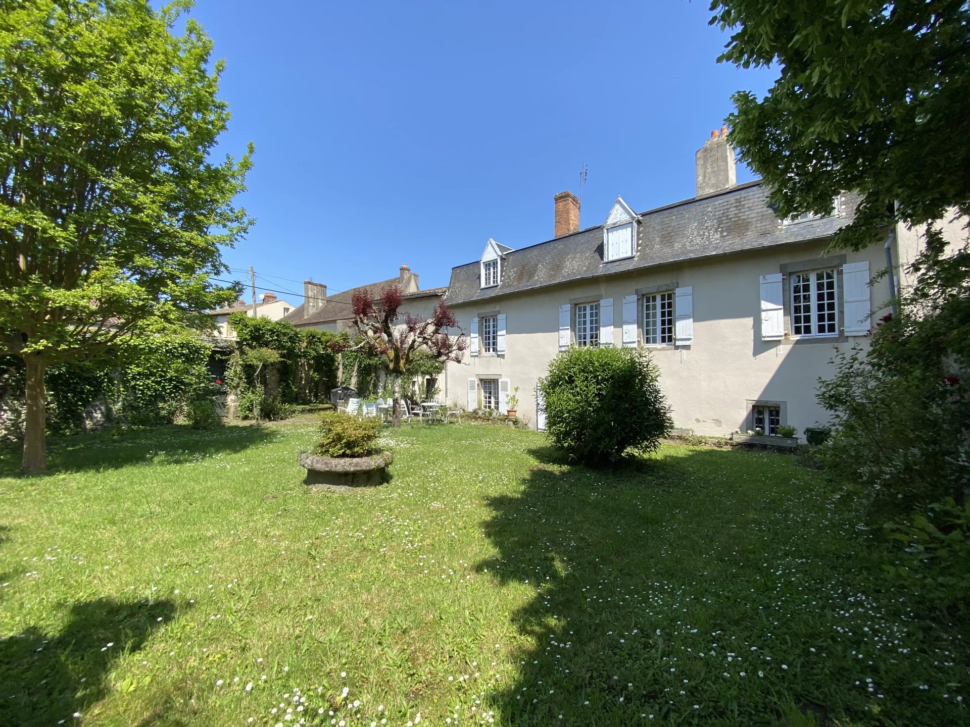 Beautiful historic home in Le Dorat with a garden and garage, Limousin – France – BVI74685