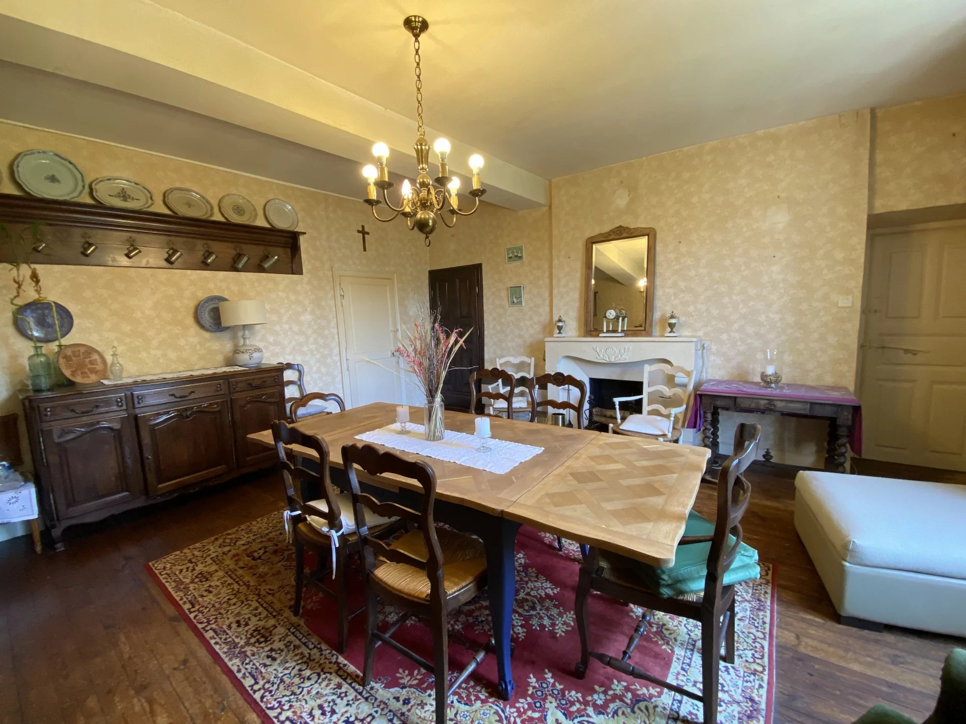 Beautiful historic home in Le Dorat with a garden and garage, Limousin – France – BVI74685