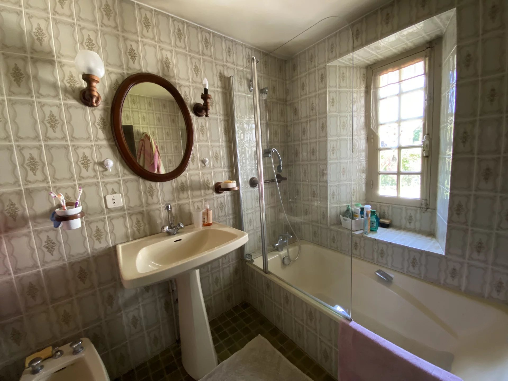 Beautiful historic home in Le Dorat with a garden and garage, Limousin – France – BVI74685