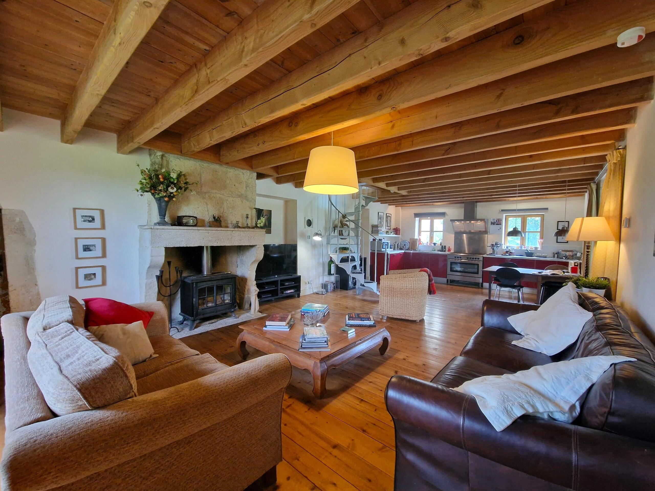 Charming country character property with spectacular views, Aquitaine – France – BVI80911