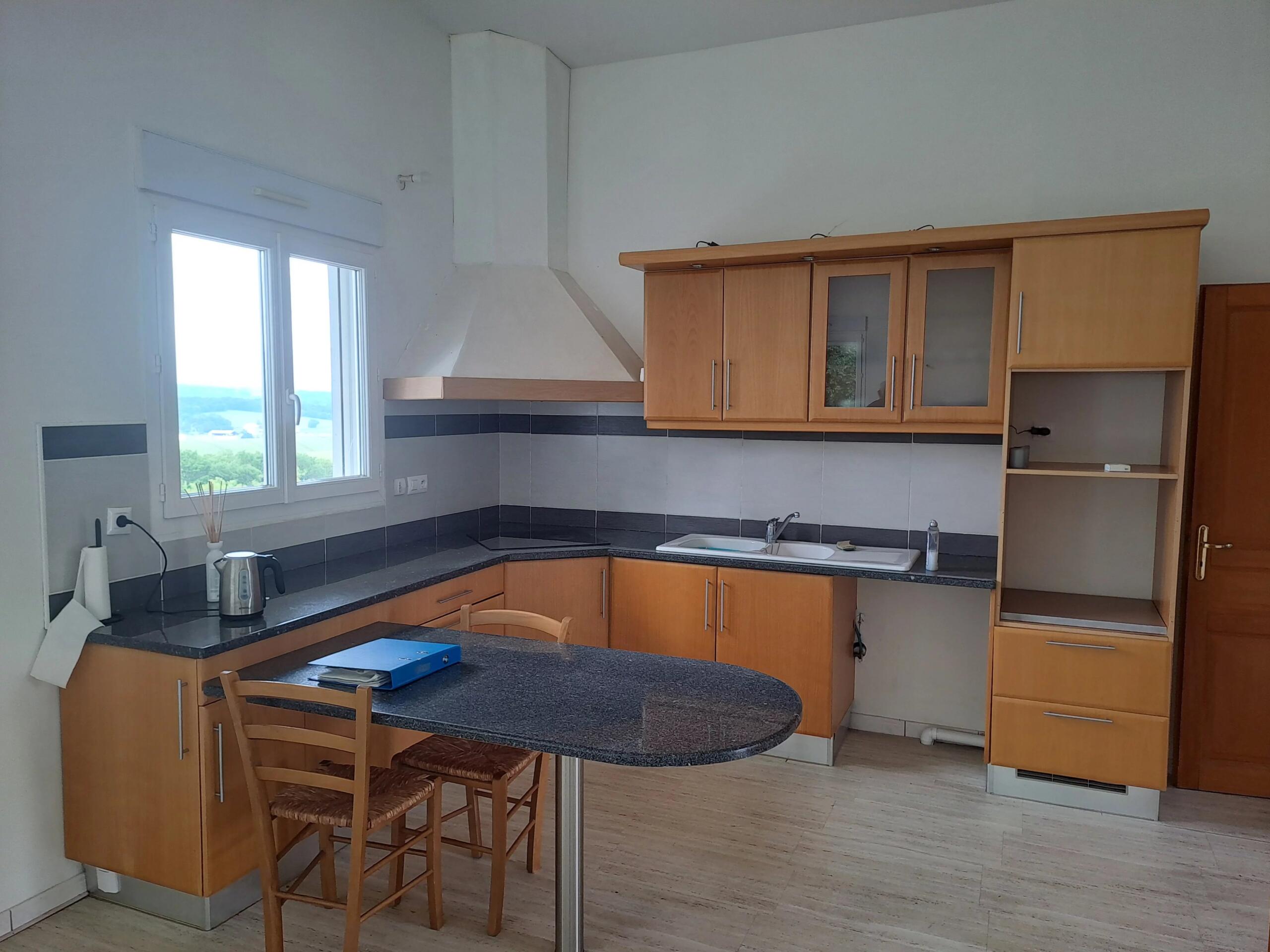 Contemporary timber-framed house with commanding views, Aquitaine – France – BVI81052