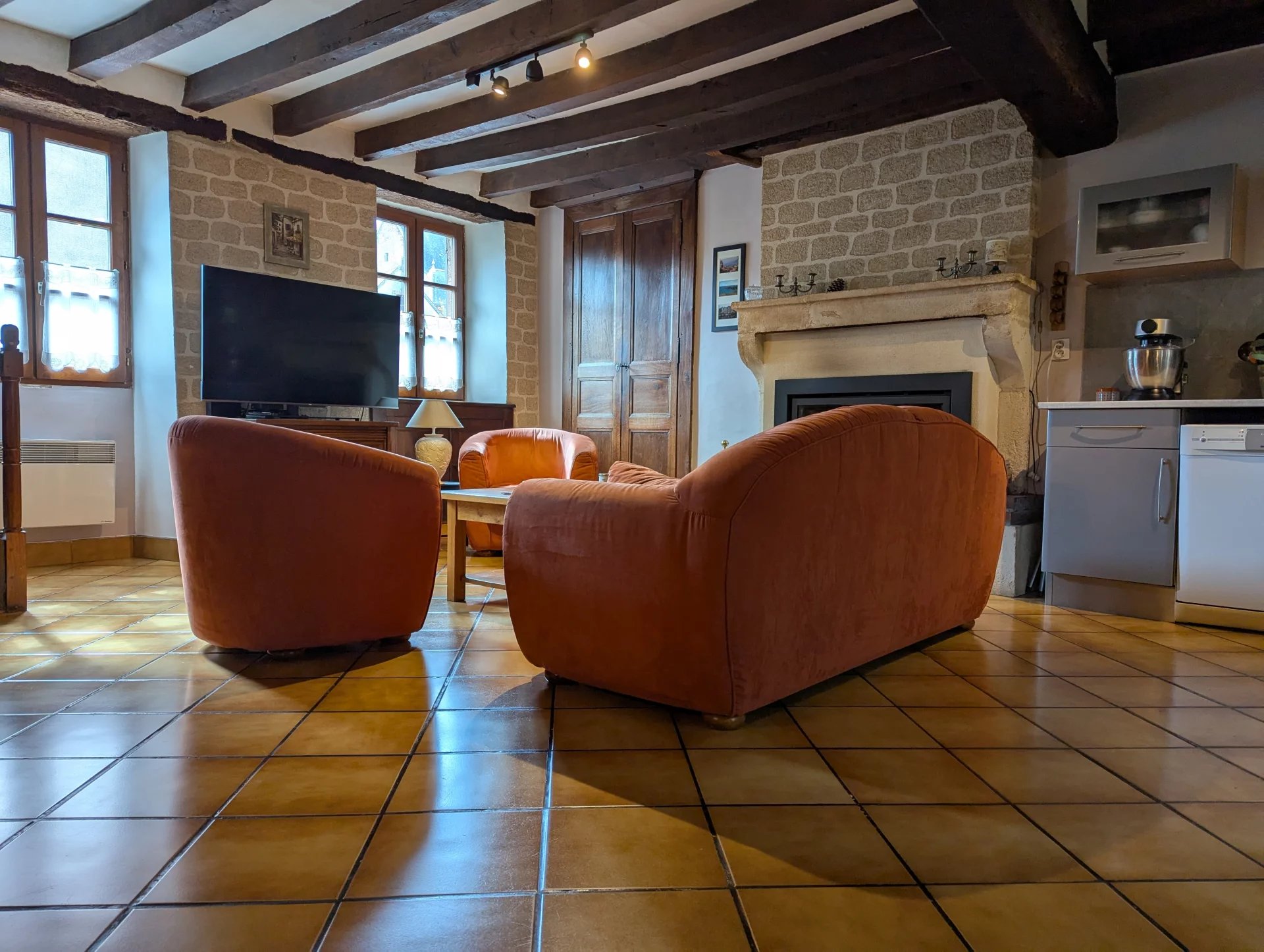 Beautiful renovated village property in the heart of Chaillac (36310), Centre – France – BVI80886