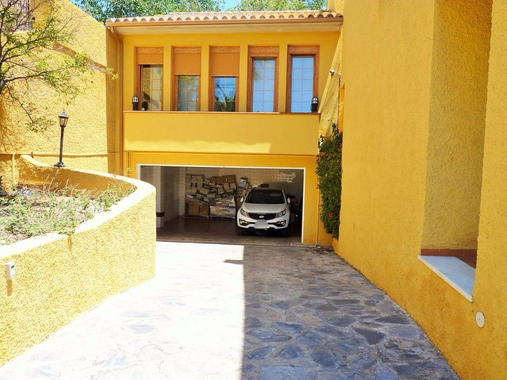 4 bedroom Chalet in Roquetas De Mar, Almeria, Spain – 428-04548P