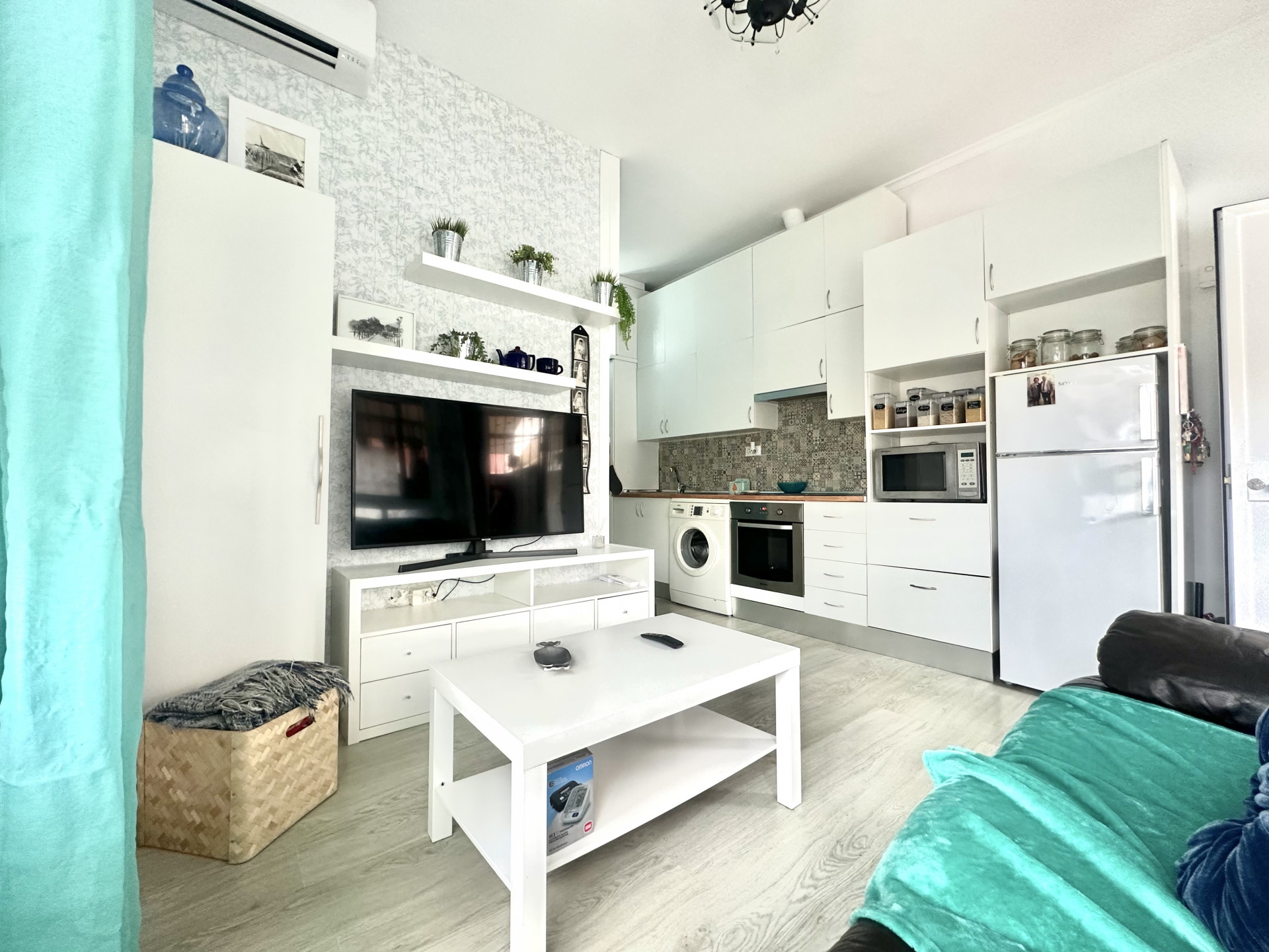 1 bedroom Apartment in Marbella, Malaga, Spain – 428-04550P