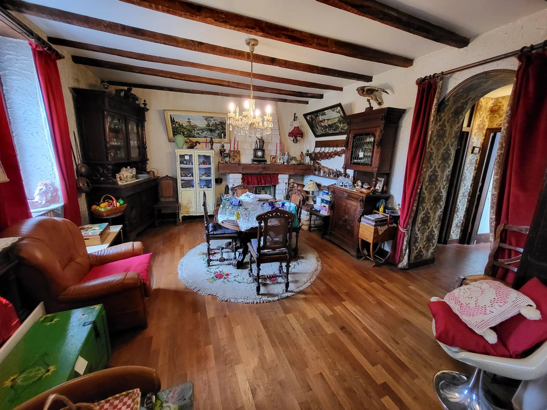 Family home with large garden and barn/workshop in the heart of Montmorillon’s Cité de l’Ecrit, Poitou-Charentes – France – BVI79969