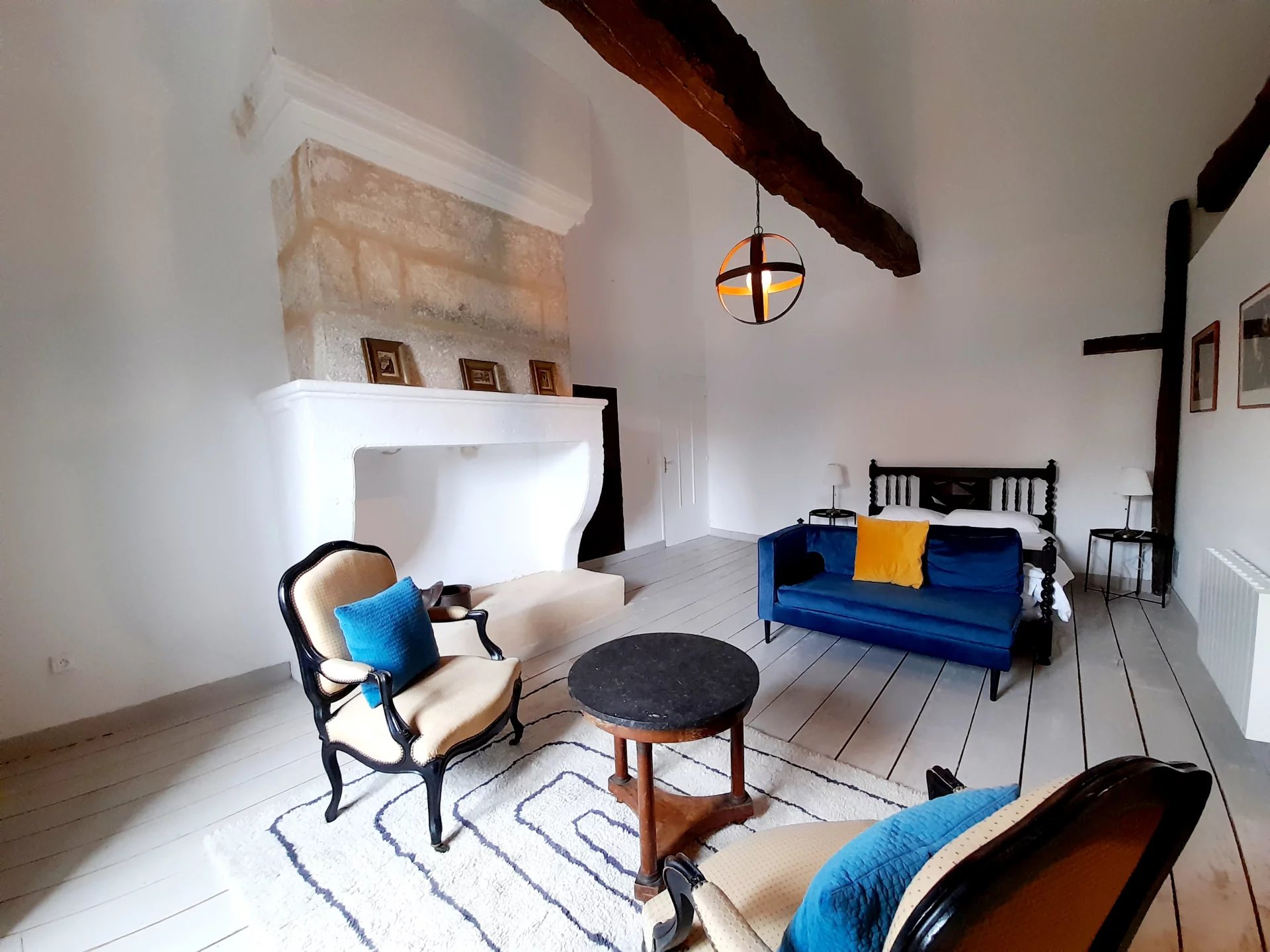 Renovated stone farmhouse ensemble in peaceful location, Aquitaine – France – BVI80283