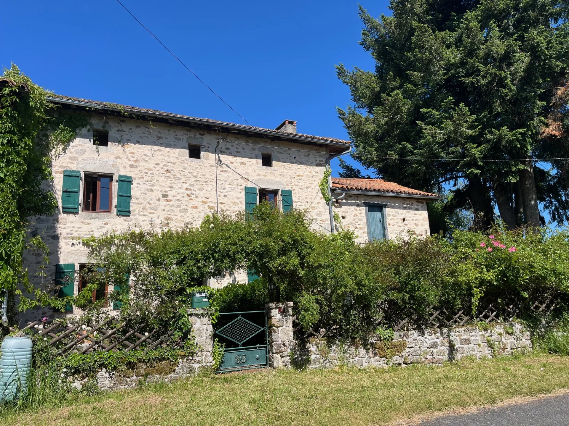 Lovely cottage, Limousin – France – BVI69972