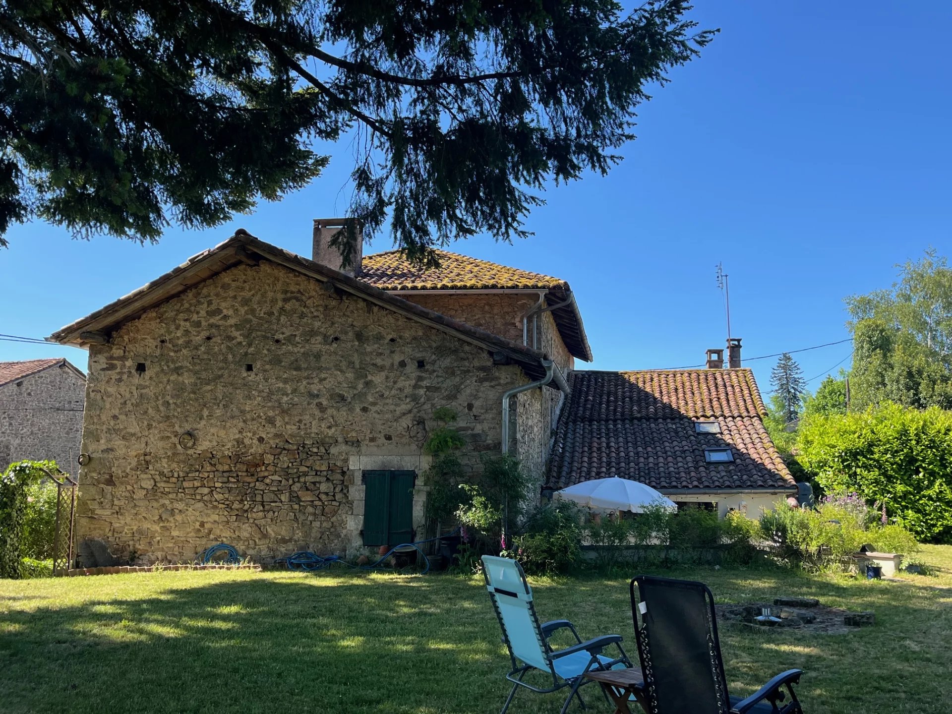 Lovely cottage, Limousin – France – BVI69972