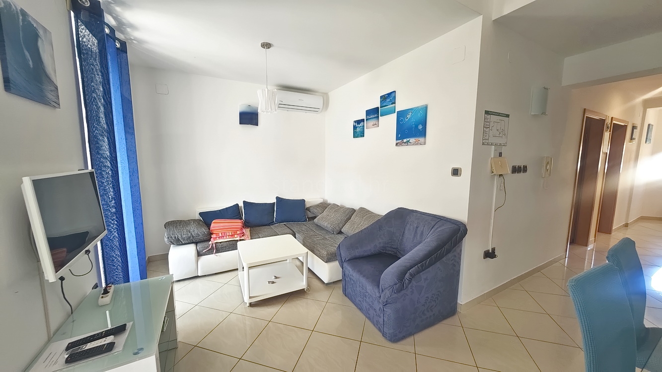 3 bedroom apartment in Baška, Croatia – 103411