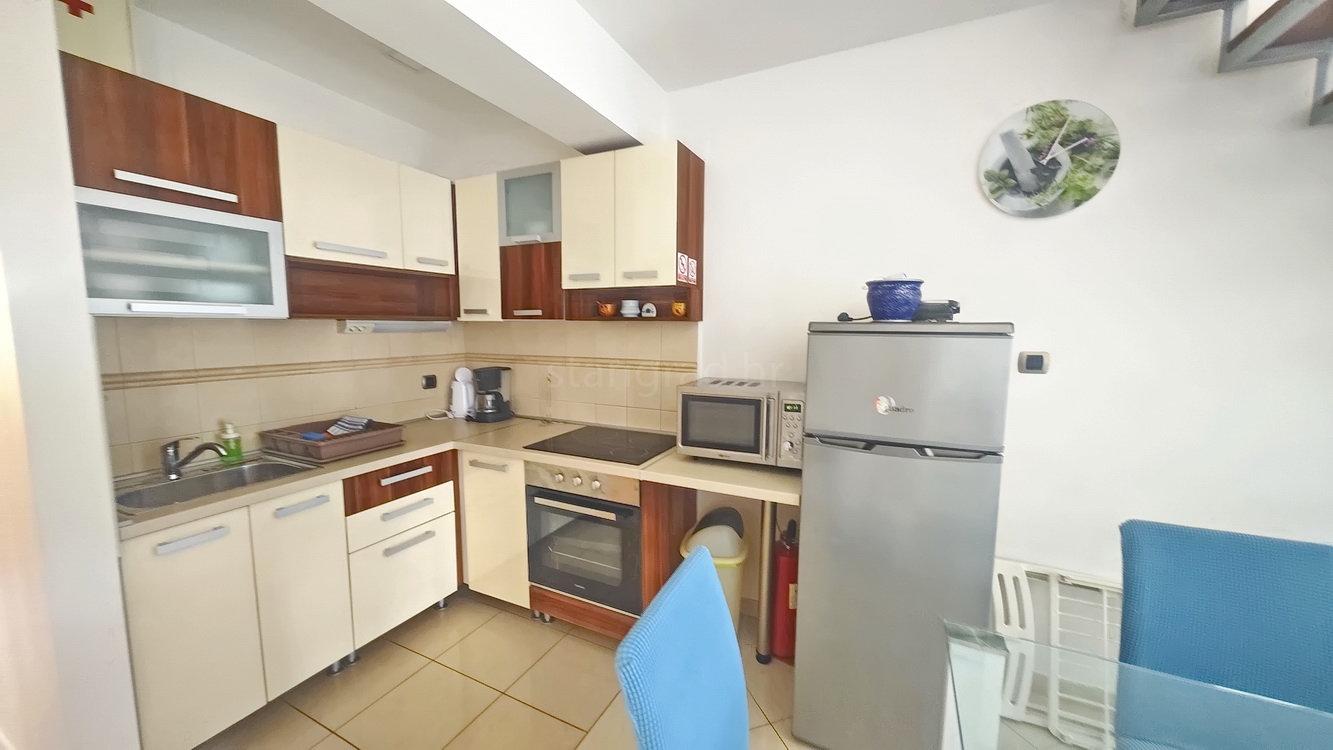 3 bedroom apartment in Baška, Croatia – 103411