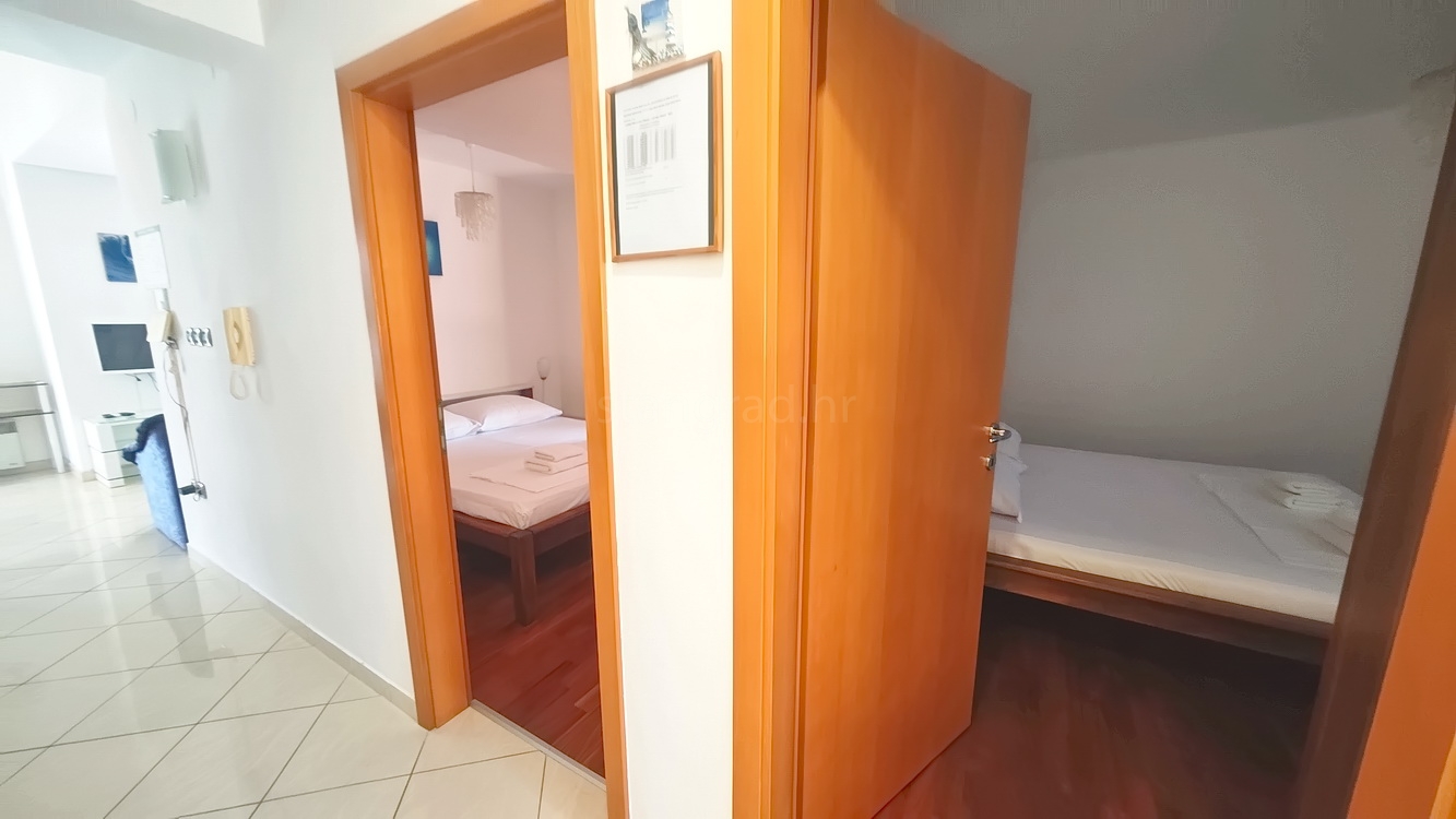 3 bedroom apartment in Baška, Croatia – 103411