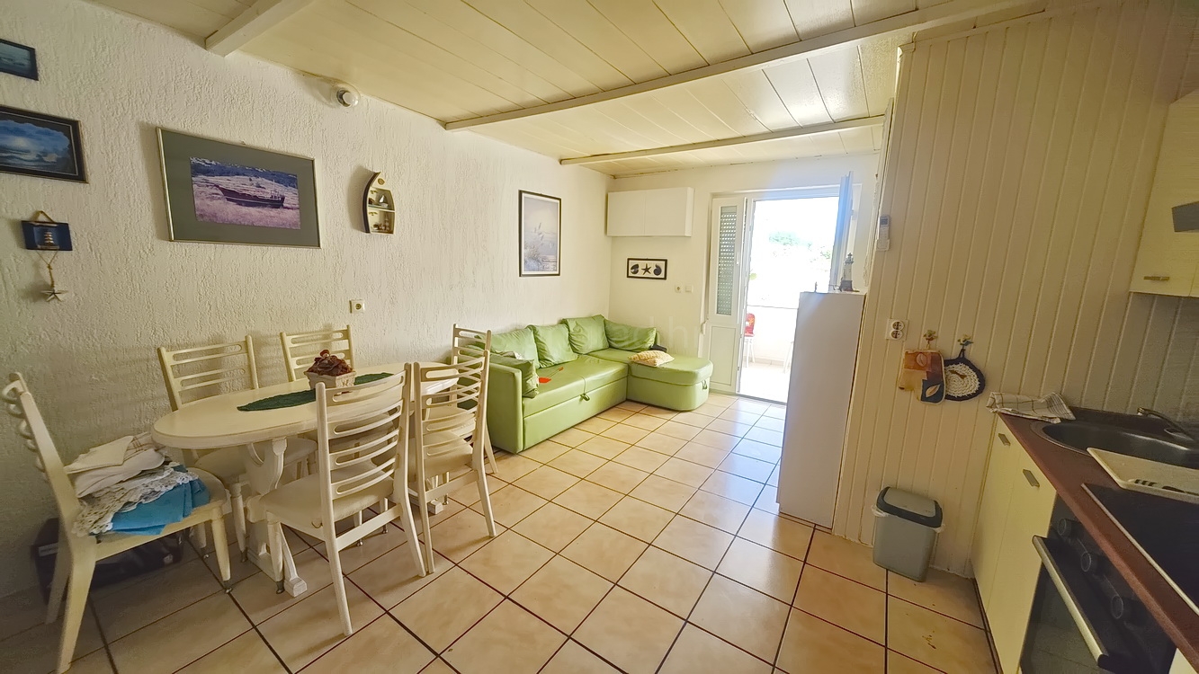 4 bedroom villa in Malinska-Dubašnica, Croatia – 103405