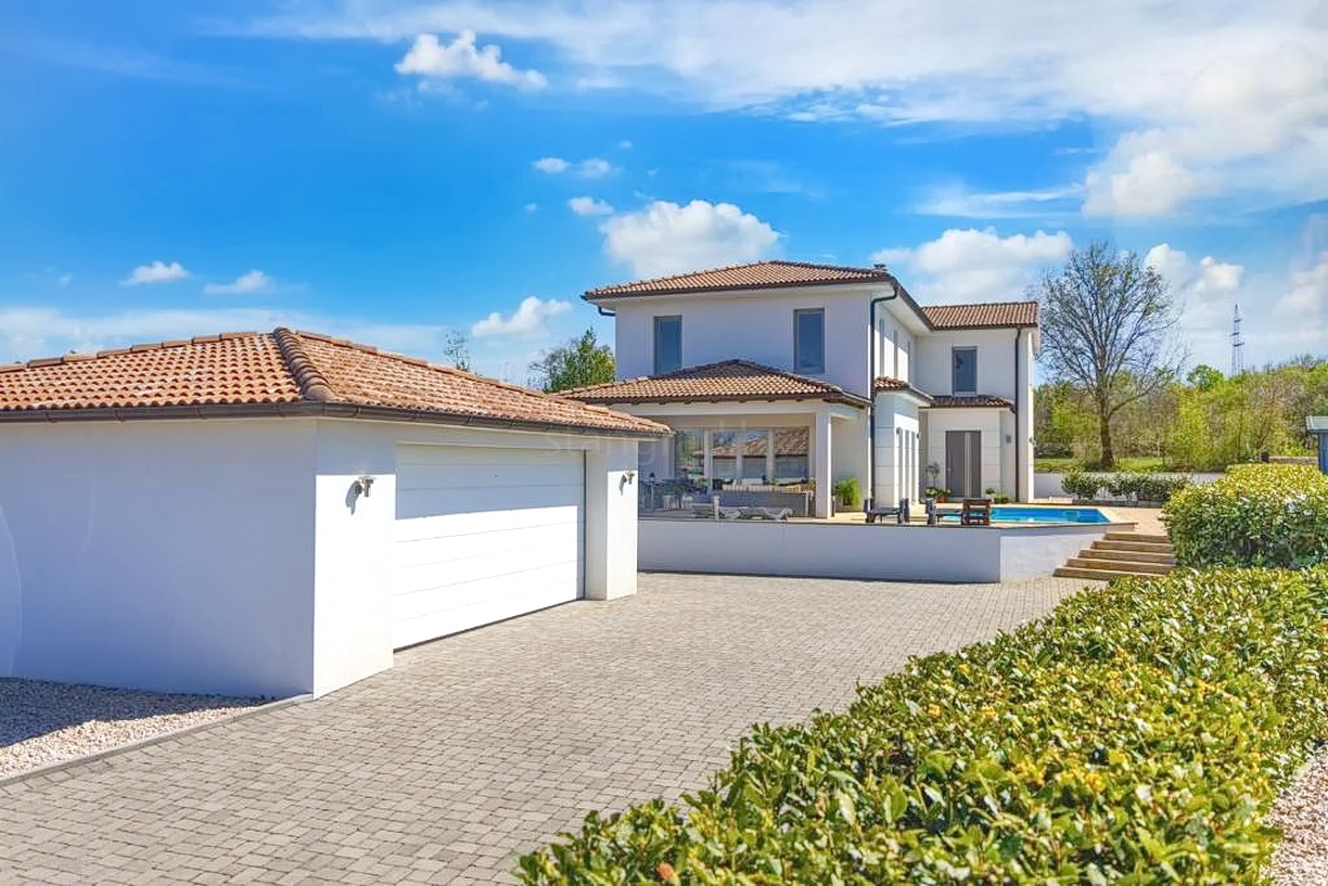 3 bedroom villa in Malinska-Dubašnica, Croatia – 103403