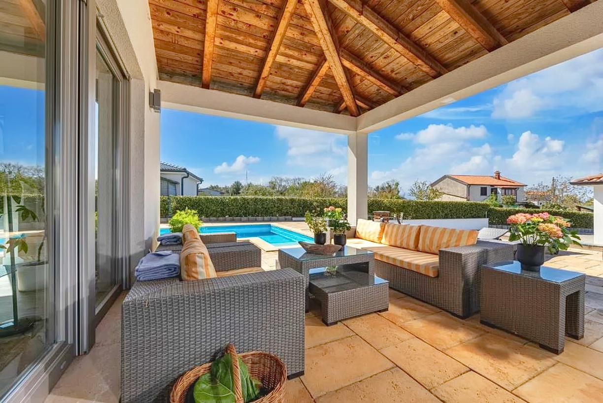 3 bedroom villa in Malinska-Dubašnica, Croatia – 103403