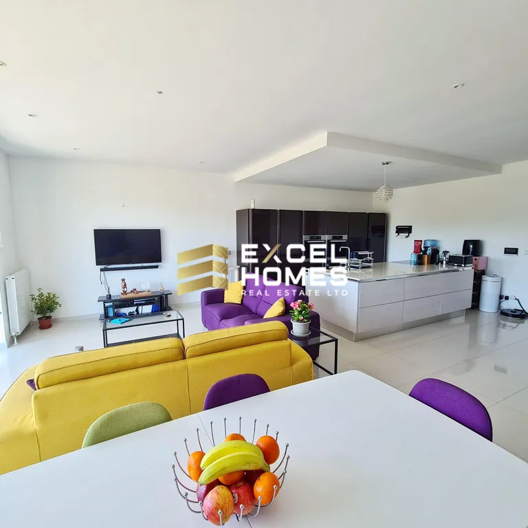 3 bedroom Maisonette in Birzebbugia, Malta – 63072