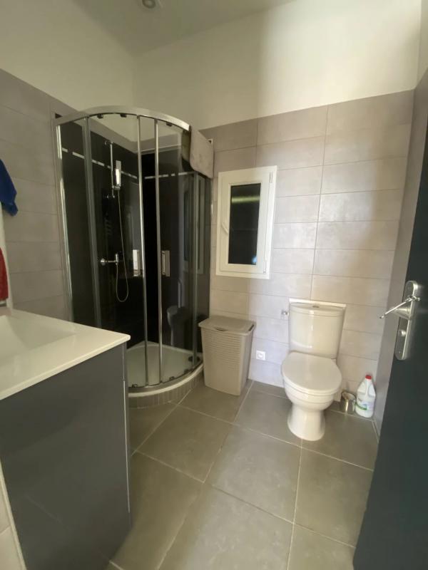 2 bedroom villa in Six-fours-les-plages, Var, France – 12030365320