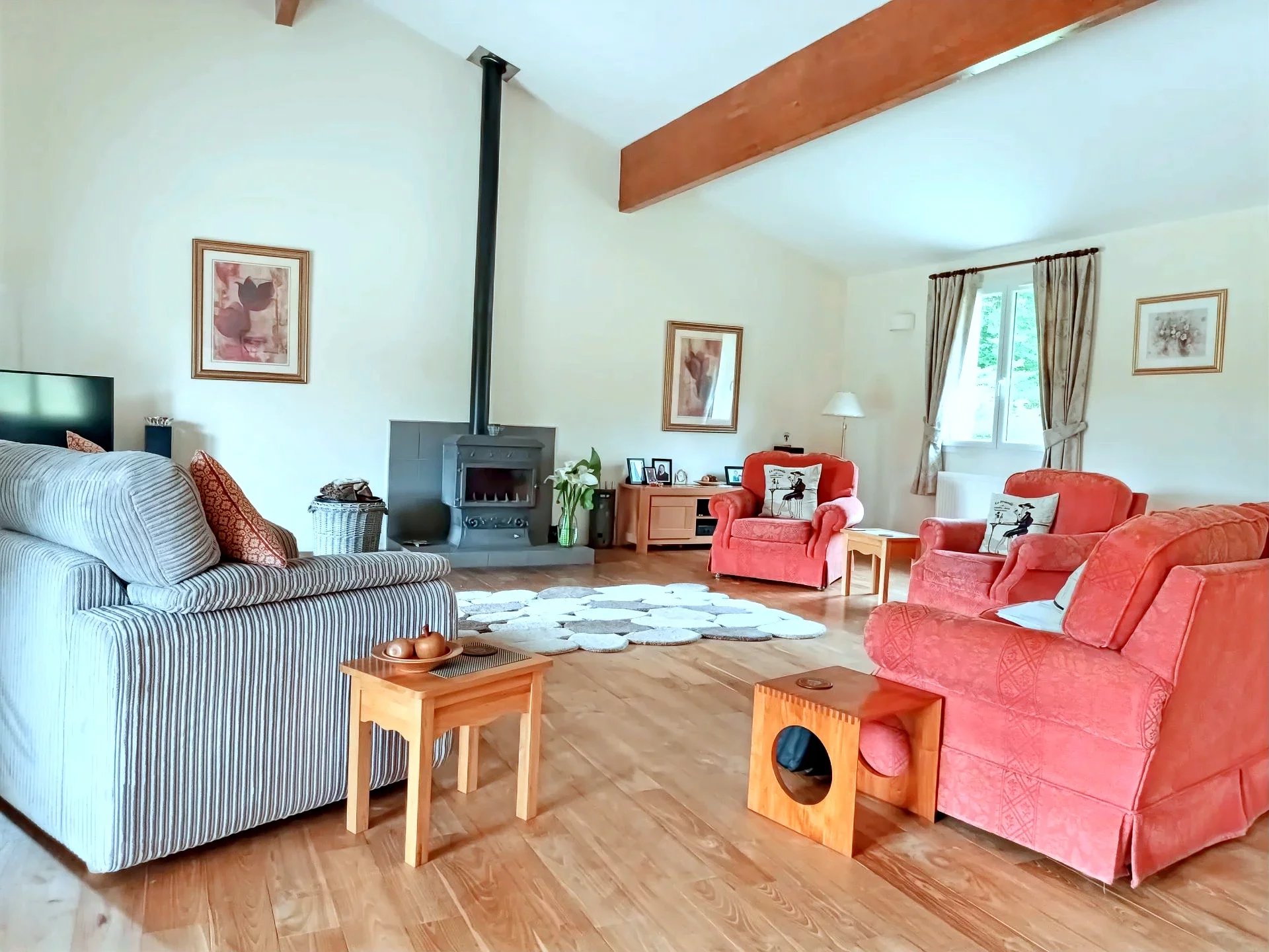 Riverside Elegance Meets Endless Possibility — A One-of-a-Kind Retreat, Aquitaine – France – BVI81143