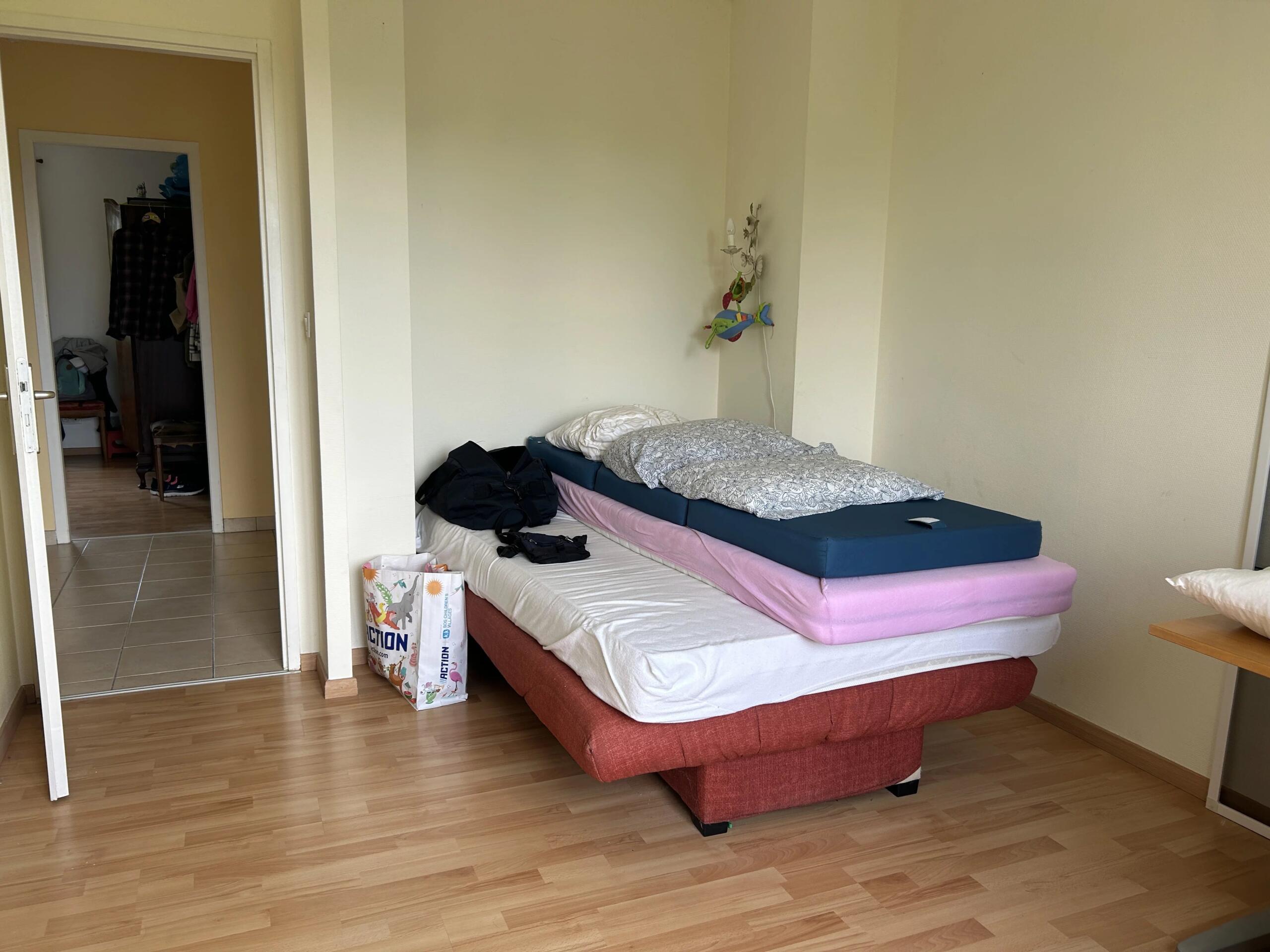 Charming Bungalow Near Duras with Stunning Countryside Views, Aquitaine – France – BVI80722