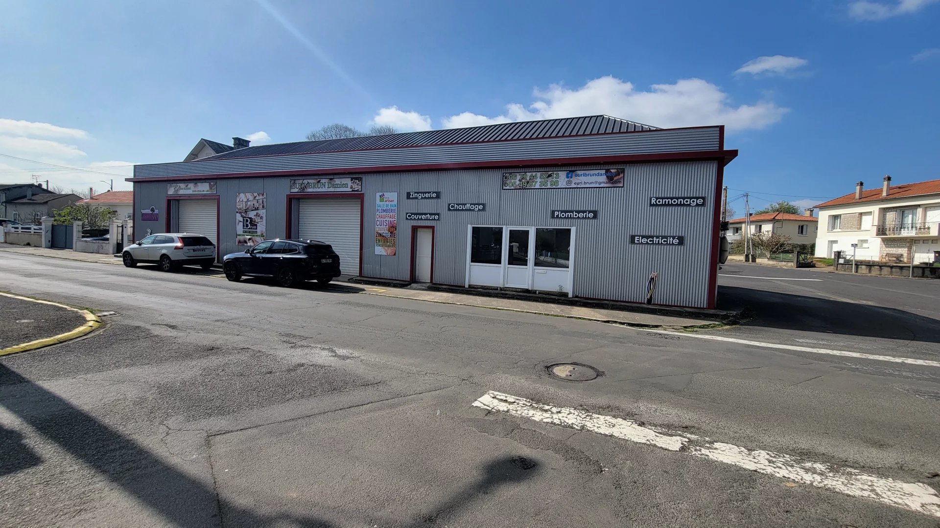 Commercial unit with offices in an ideal location, Poitou-Charentes – France – BVI81233