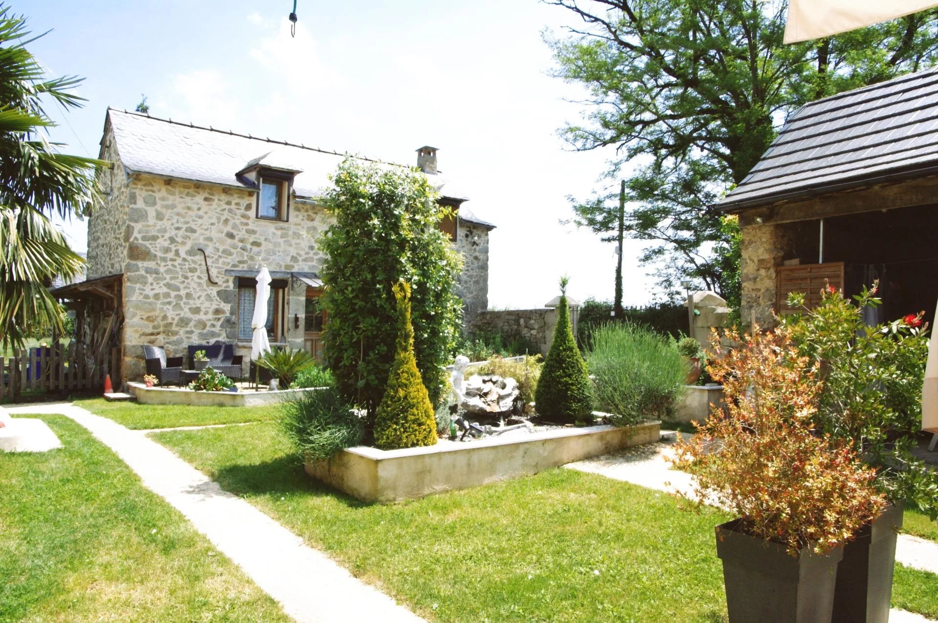 Charming Countryside Retreat with Income Potential and Panoramic Views, Midi-Pyrénées – France – BVI79299