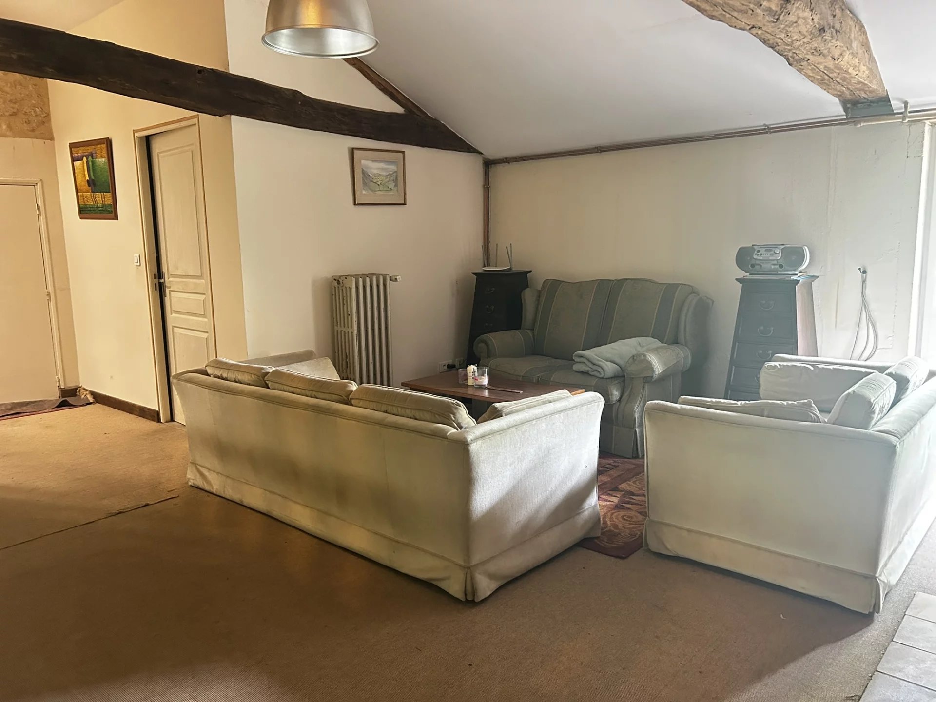 Deceptively Spacious Hamlet House with Apartment, Poitou-Charentes – France – BVI81272