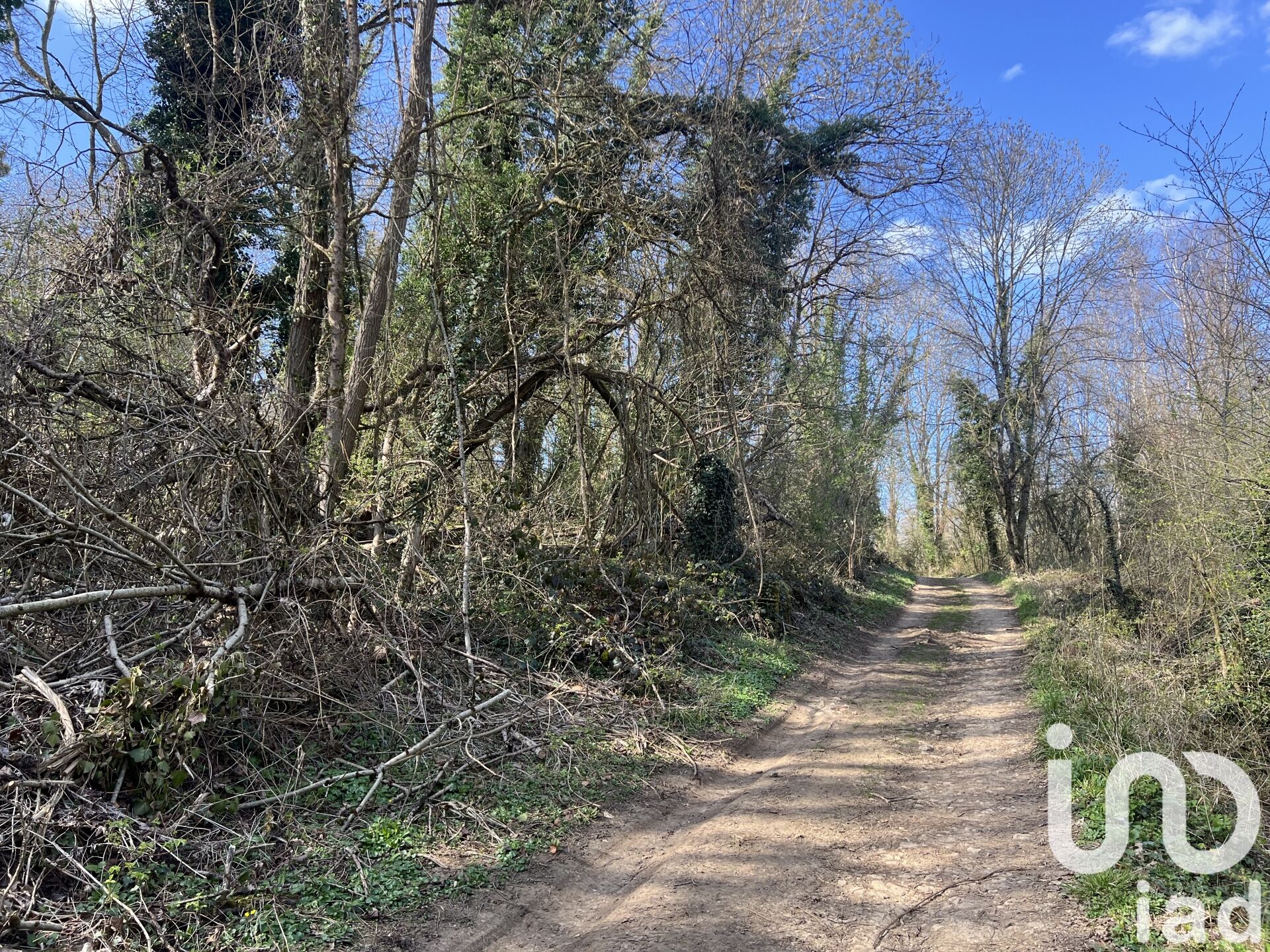 Terrain in Maidières, FR – 1640807
