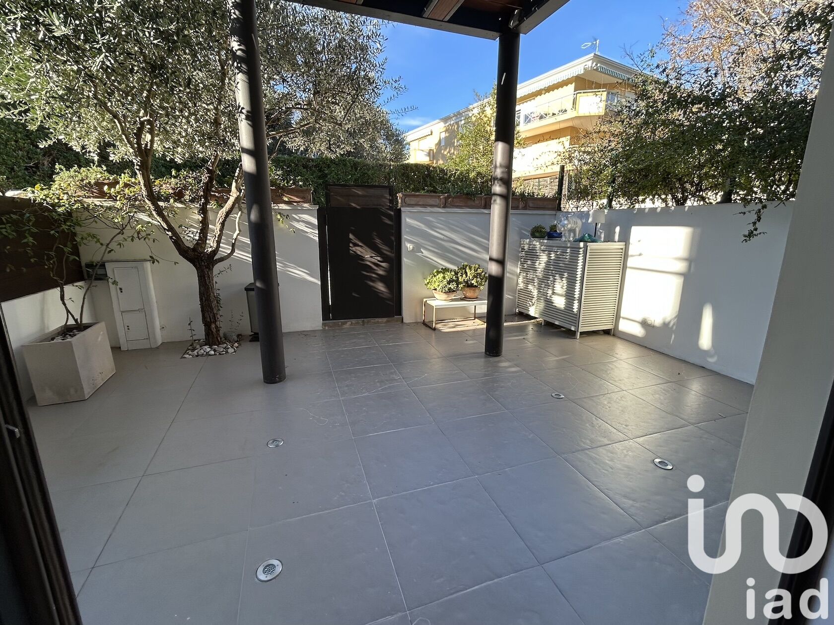 2 bedroom Duplex in Antibes, FR – 1673498