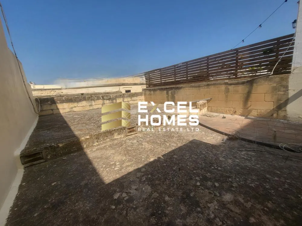 2 bedroom Townhouse in Birzebbugia, Malta – 63250