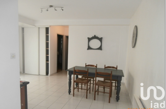2 bedroom Appartement in La Rochelle, FR – 1767328