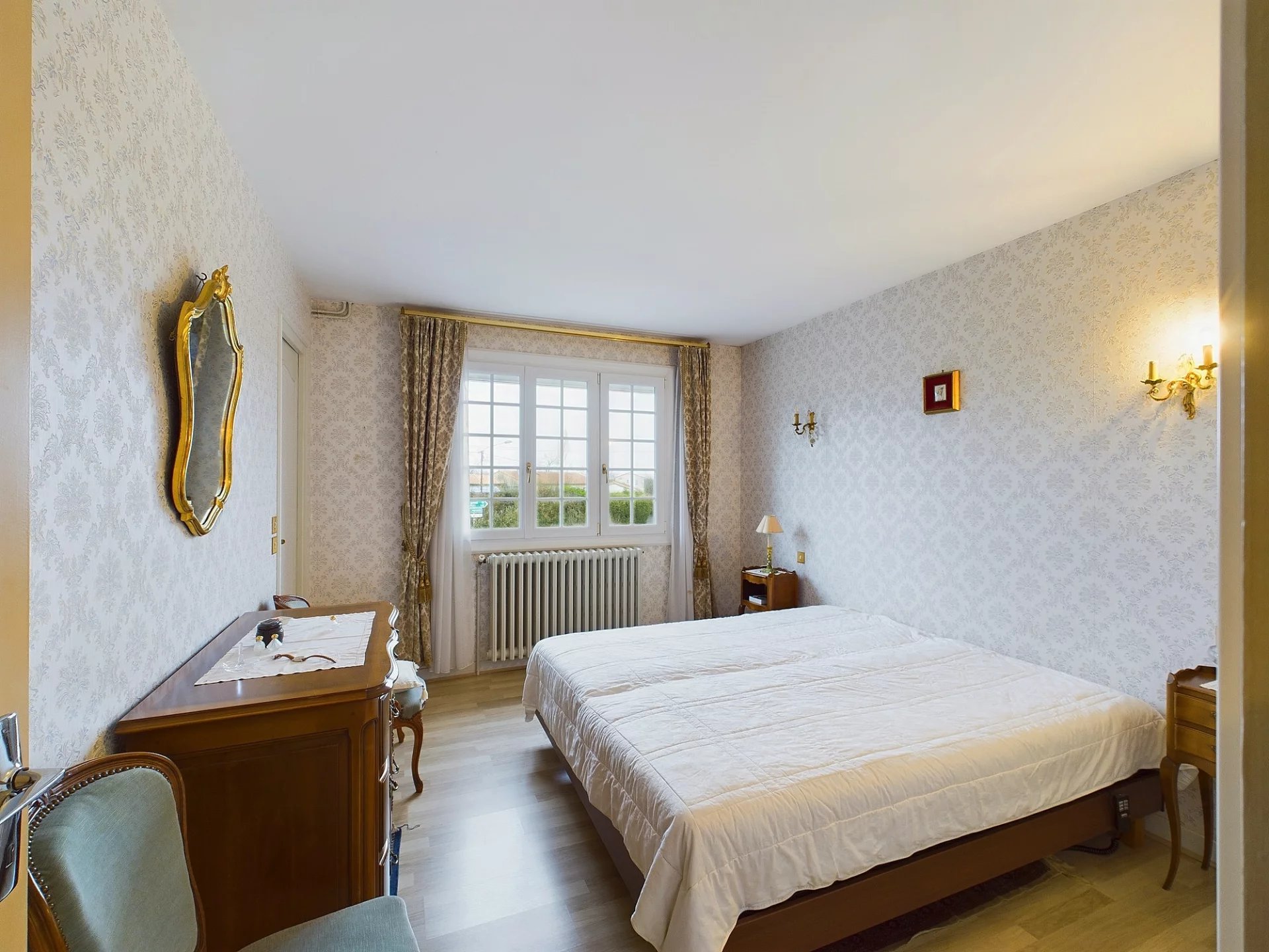 5 bedroom house close to all amenities, Poitou-Charentes – France – BVI77422