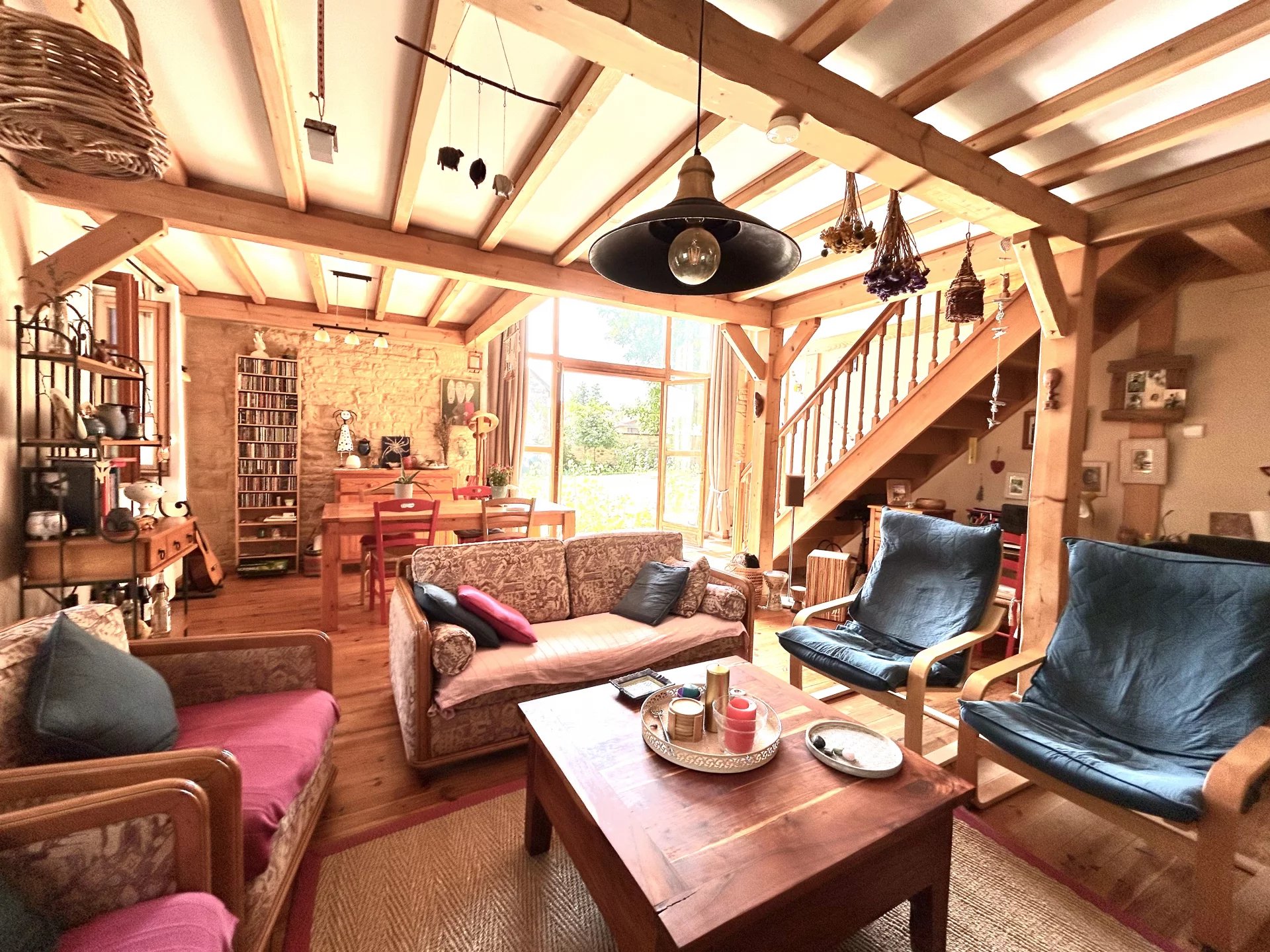 Stunning 7 bedroom property over 2 houses, Poitou-Charentes – France – BVI81451