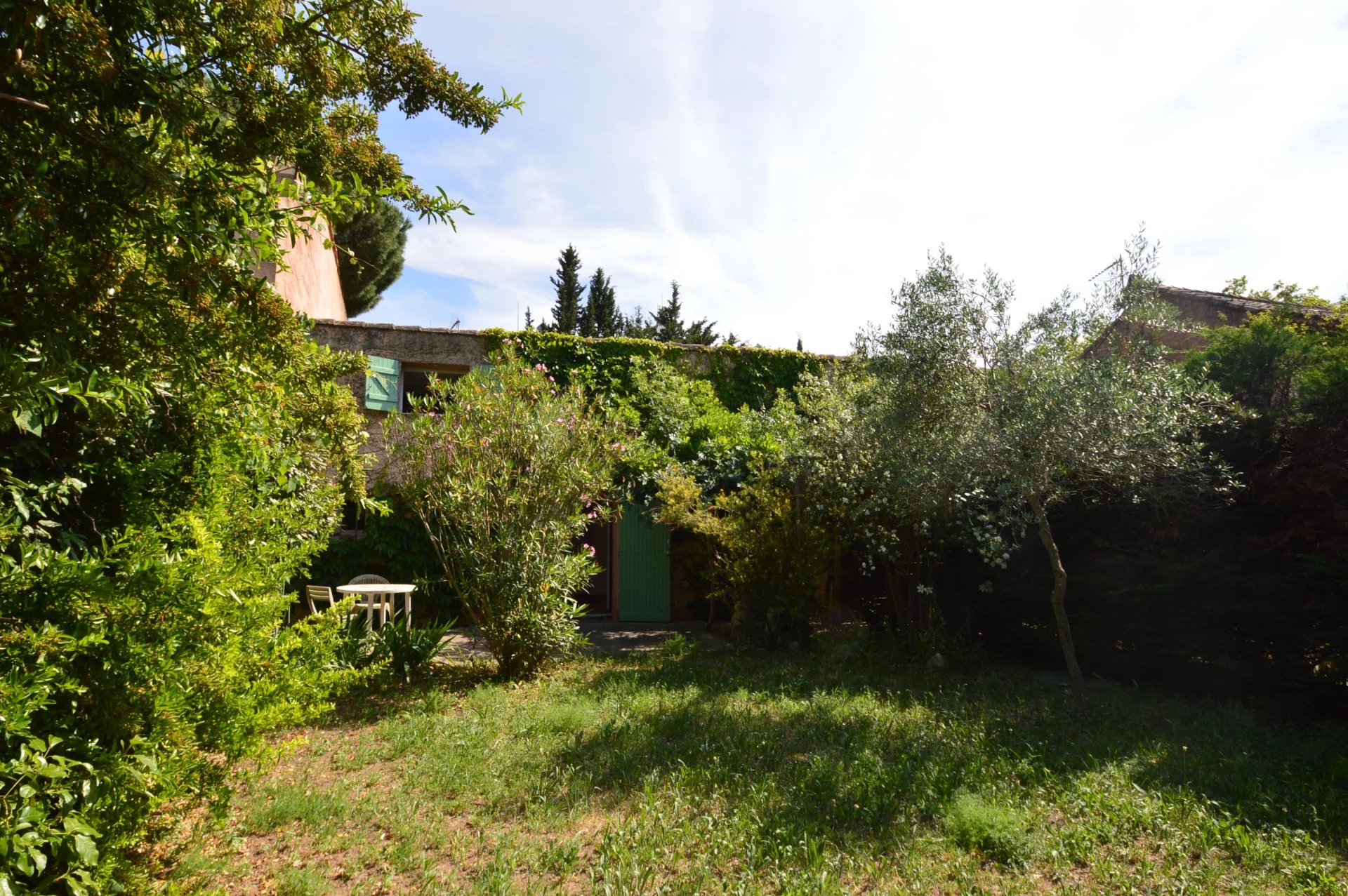 RARE APARTMENT WITH PRIVATE GARDEN IN LES MILLES, AIX-EN-PROVENCE, Provence-Alpes-Côte d’Azur – France – BVI79850