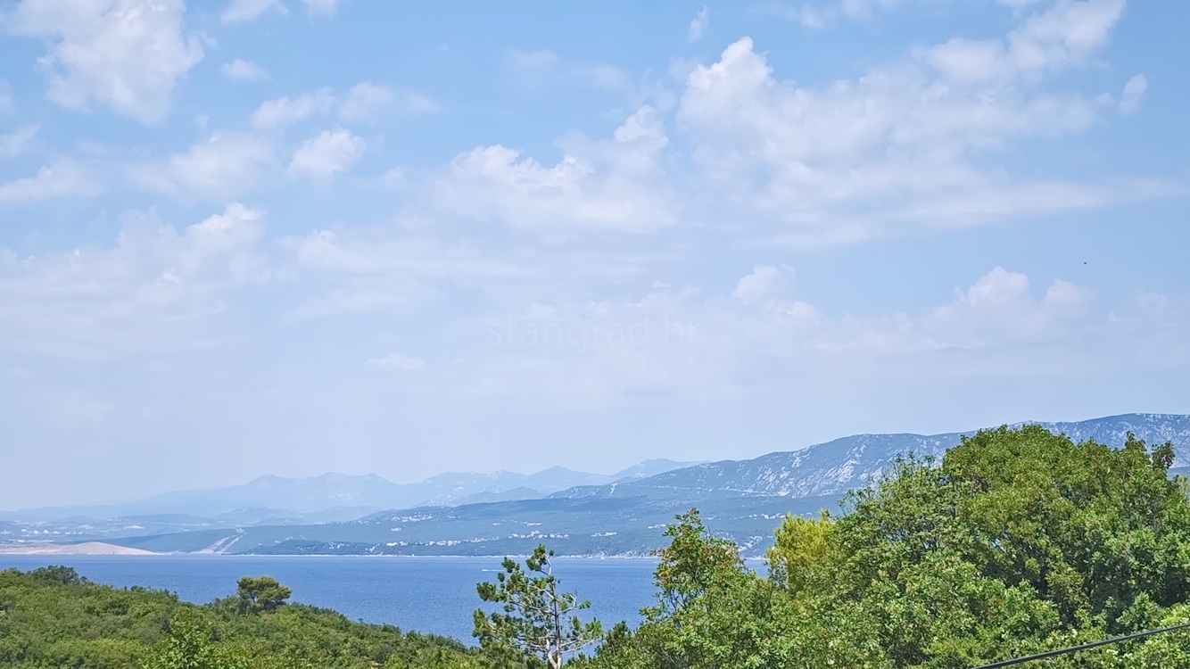 2 bedroom apartment in Dobrinj, Croatia – 103417