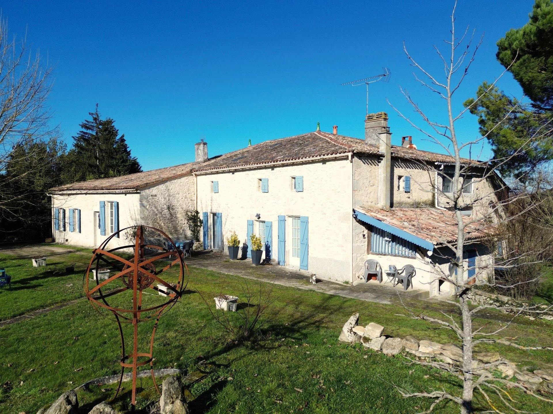 Stone building complex of 3 units with swimming pool, Aquitaine – France – BVI78424