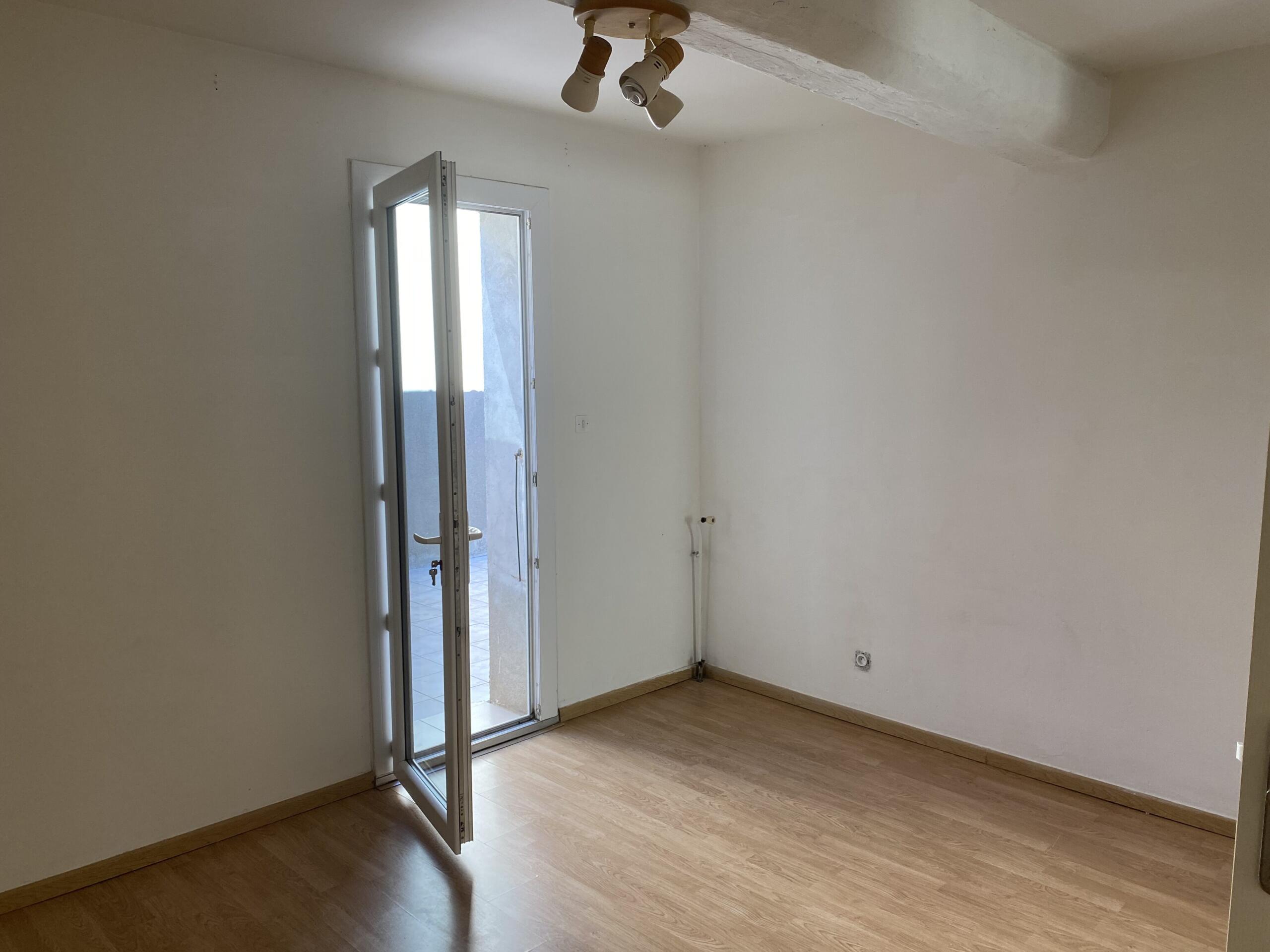 3 bedroom House in Laurens, Herault, France – al195000e