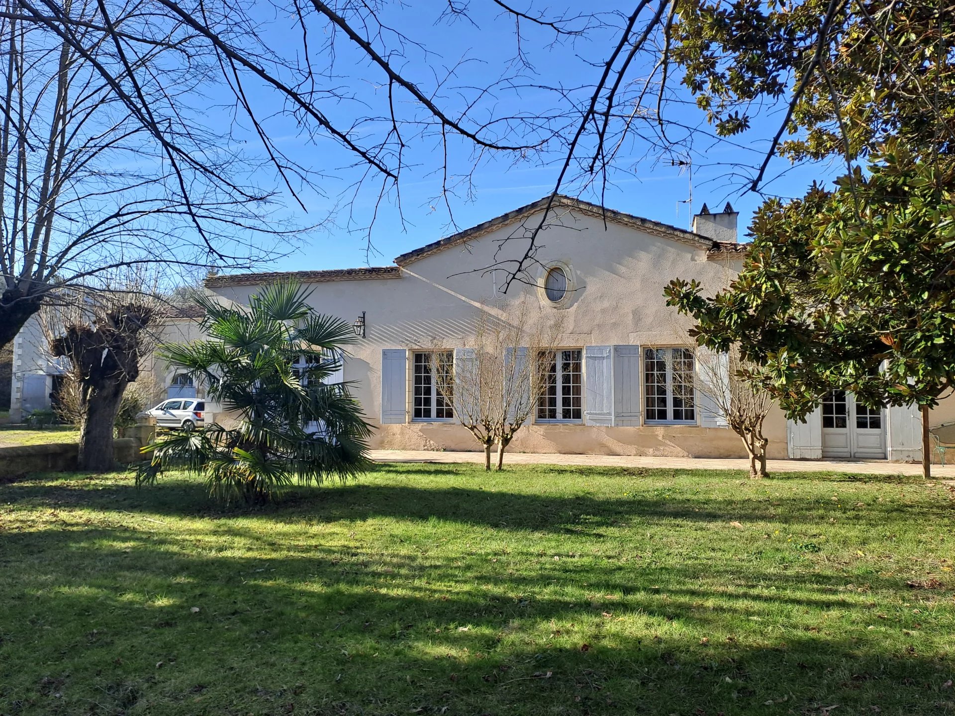 Beautiful stone property set in 4.5 hectares – near Marmande, Aquitaine – France – BVI79648