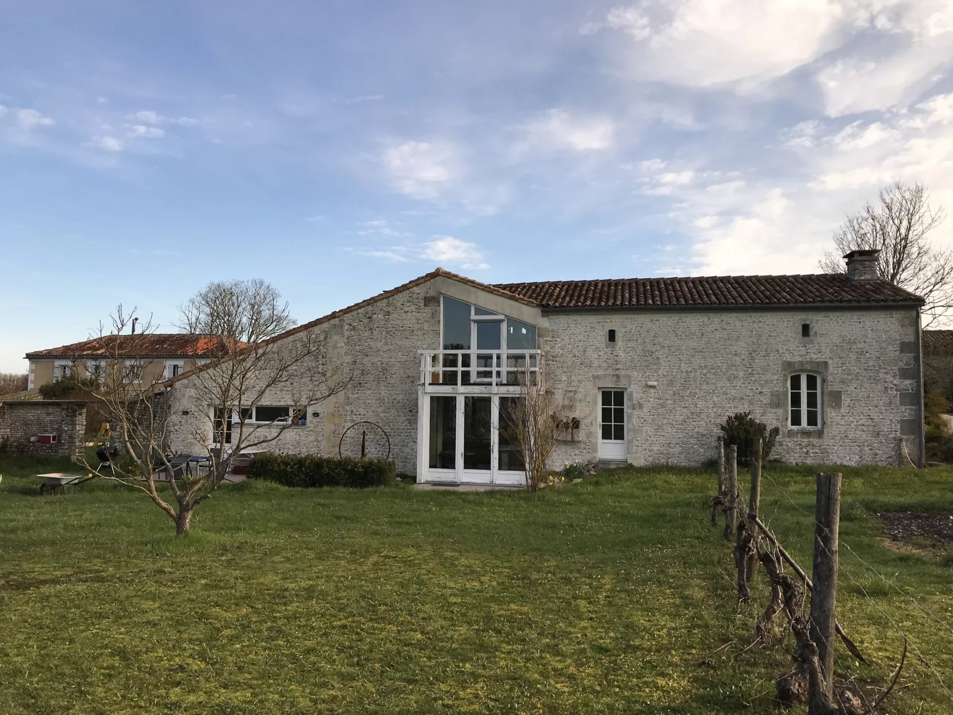 Property with multiple dwellings, Poitou-Charentes – France – BVI69750