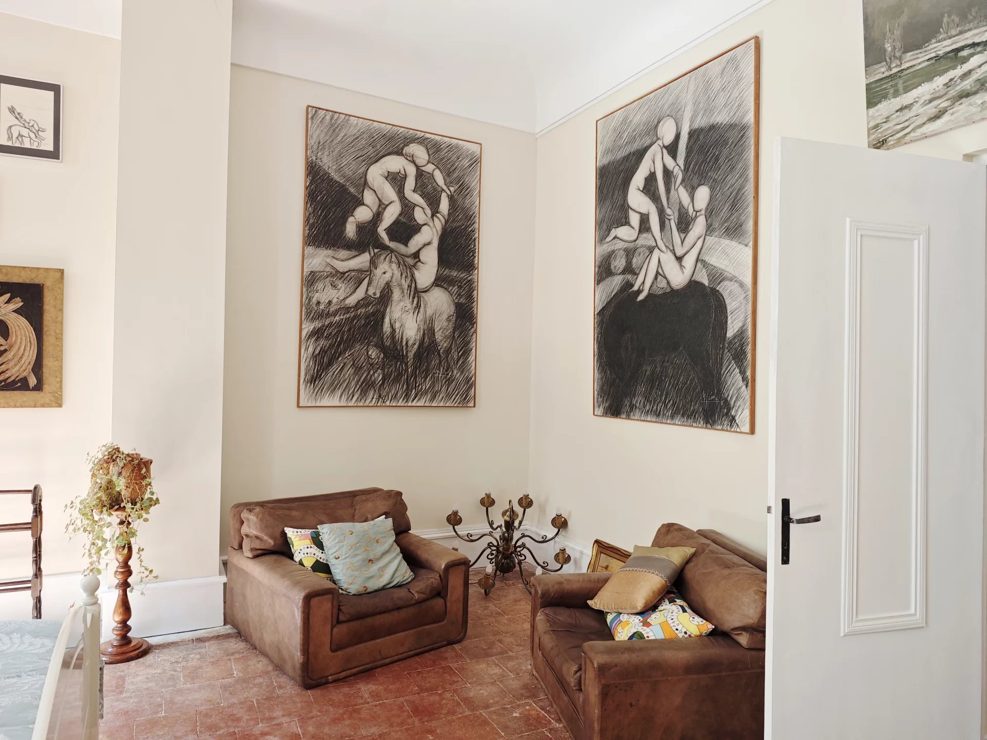 Stunning town house with revenue potential, Languedoc-Roussillon – France – BVI81055