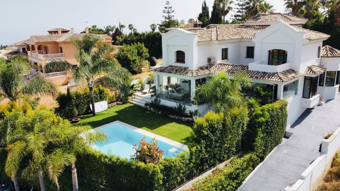 5 bedroom Villa in Marbella, Malaga, Spain – 428-04625P