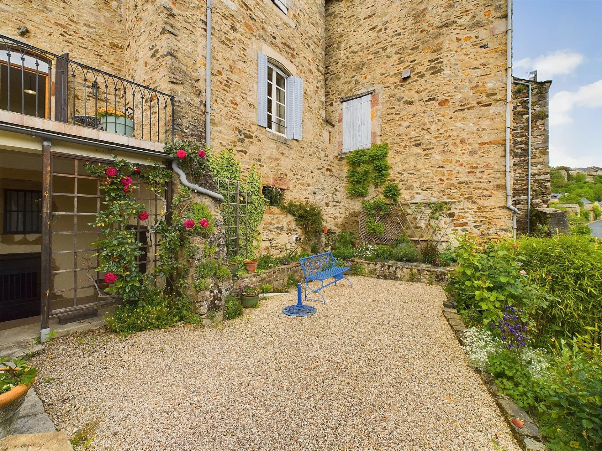 Exclusive to Beaux Villages! Impressive Maison de Maître with Garden and Views, Midi-Pyrénées – France – BVI71480