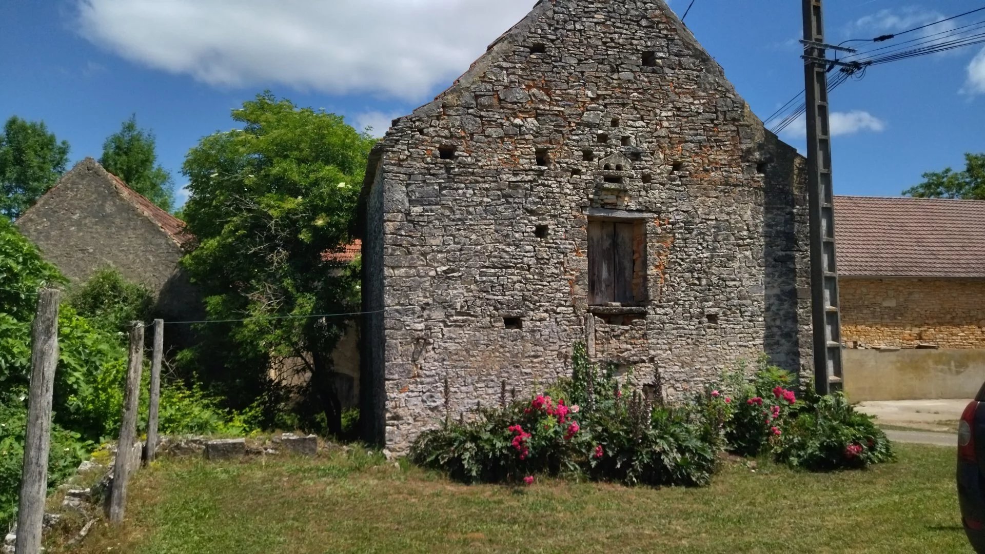 Stone barn close to Salviac – renovation project, Midi-Pyrénées – France – BVI69050