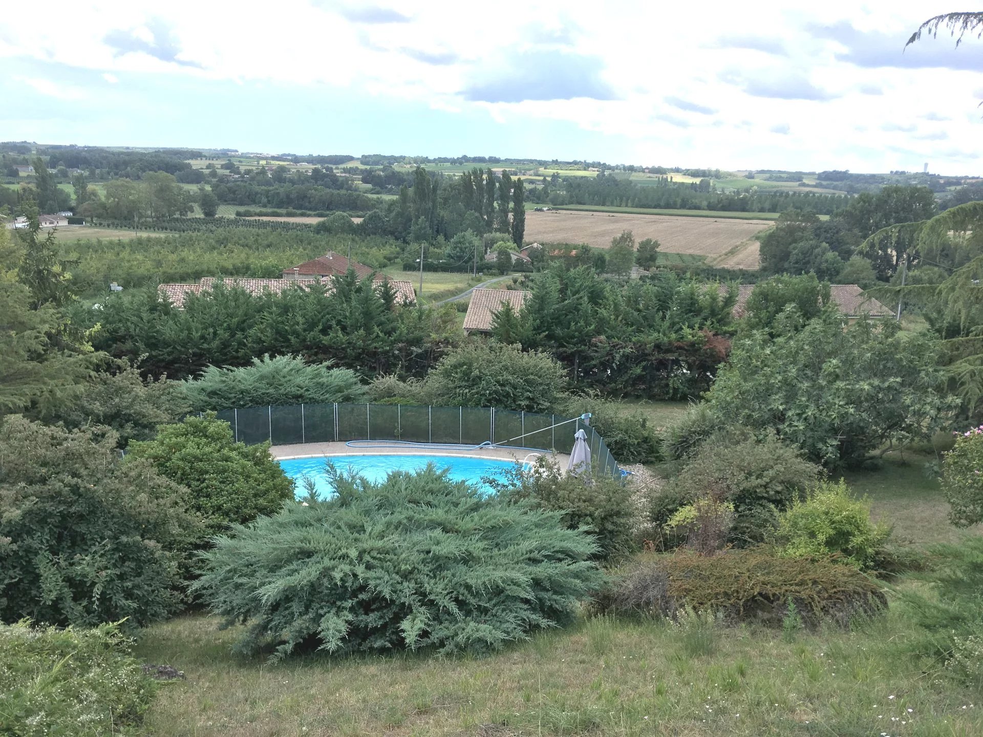 A 5 bedroom country house, Aquitaine – France – BVI62413