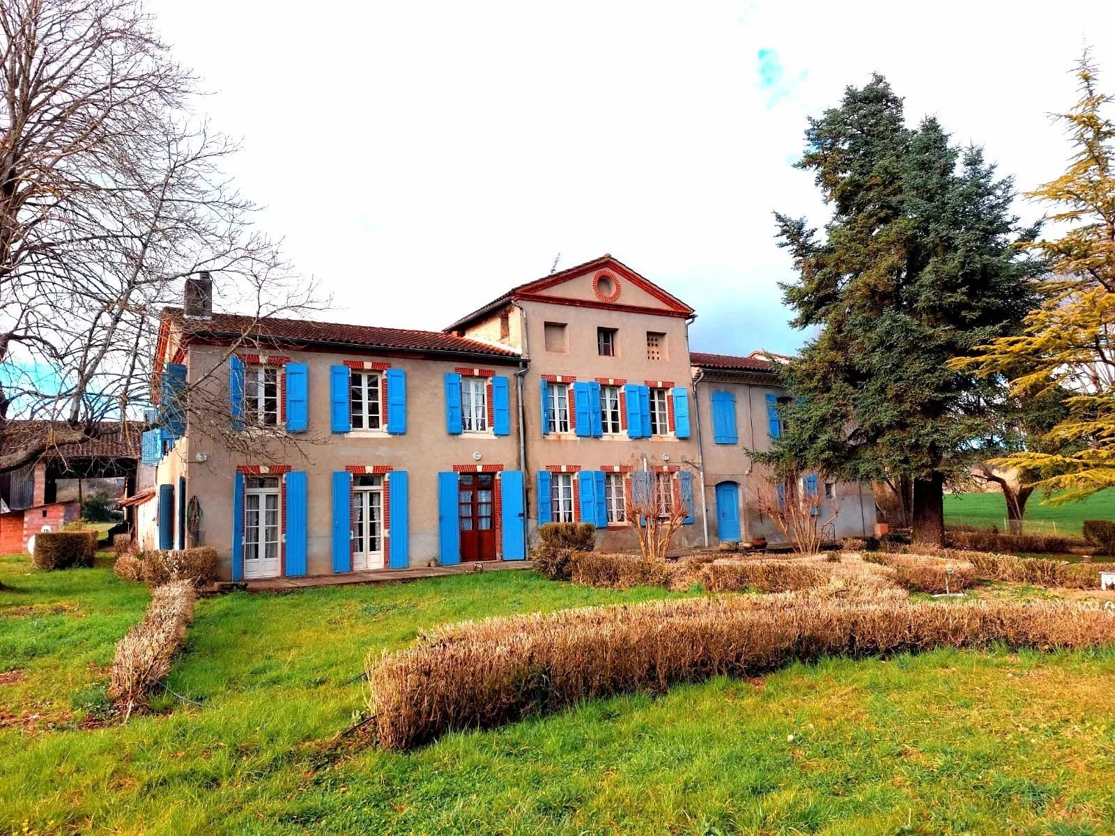 Manor house for renovation – Albi outskirts, Midi-Pyrénées – France – BVI73502