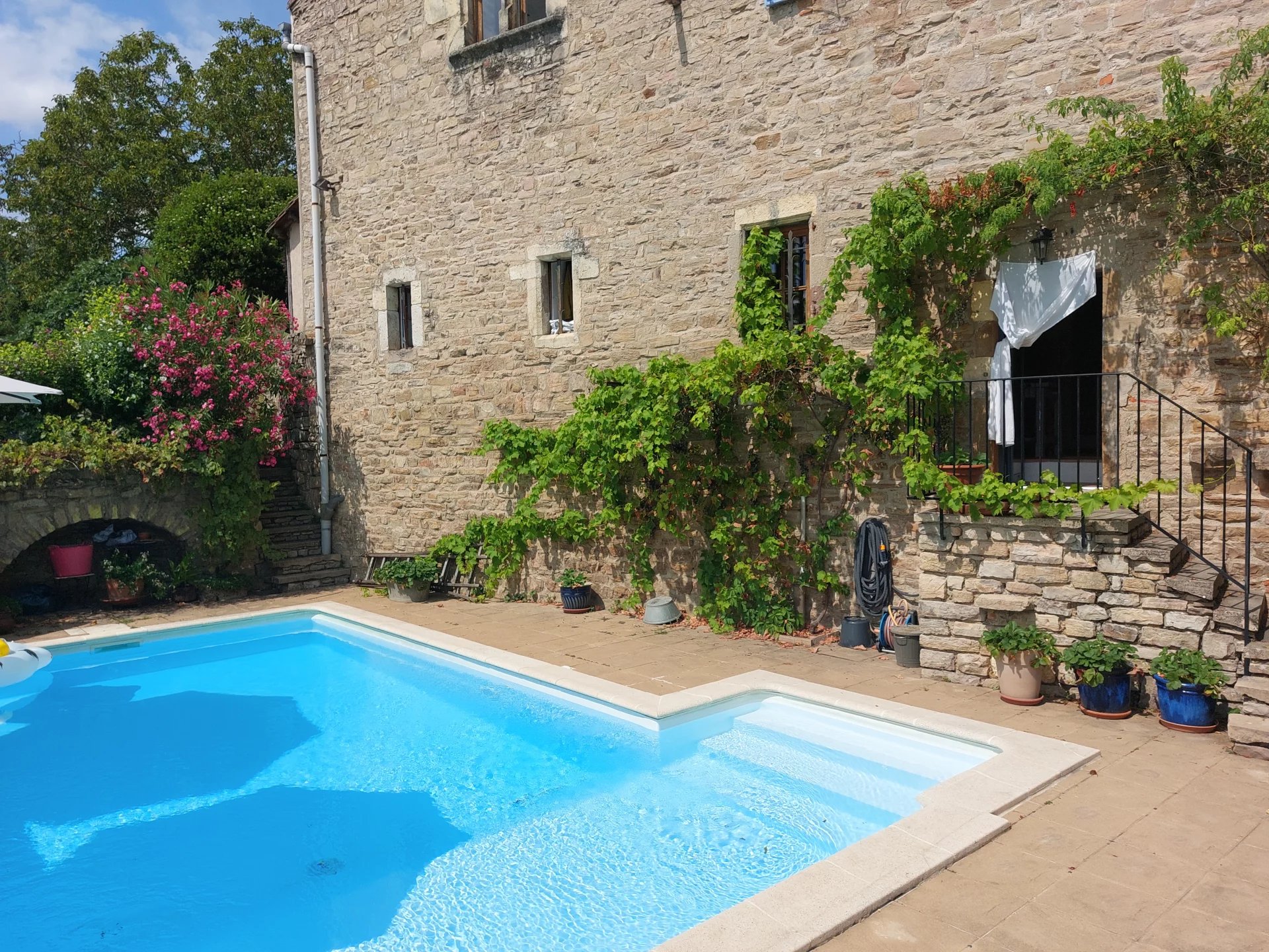 Beautiful stone property easily split in two, Midi-Pyrénées – France – BVI76566