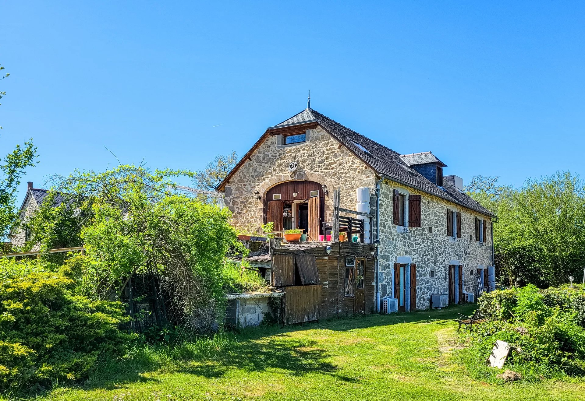 Former farmstead with stunning views, Midi-Pyrénées – France – BVI73992