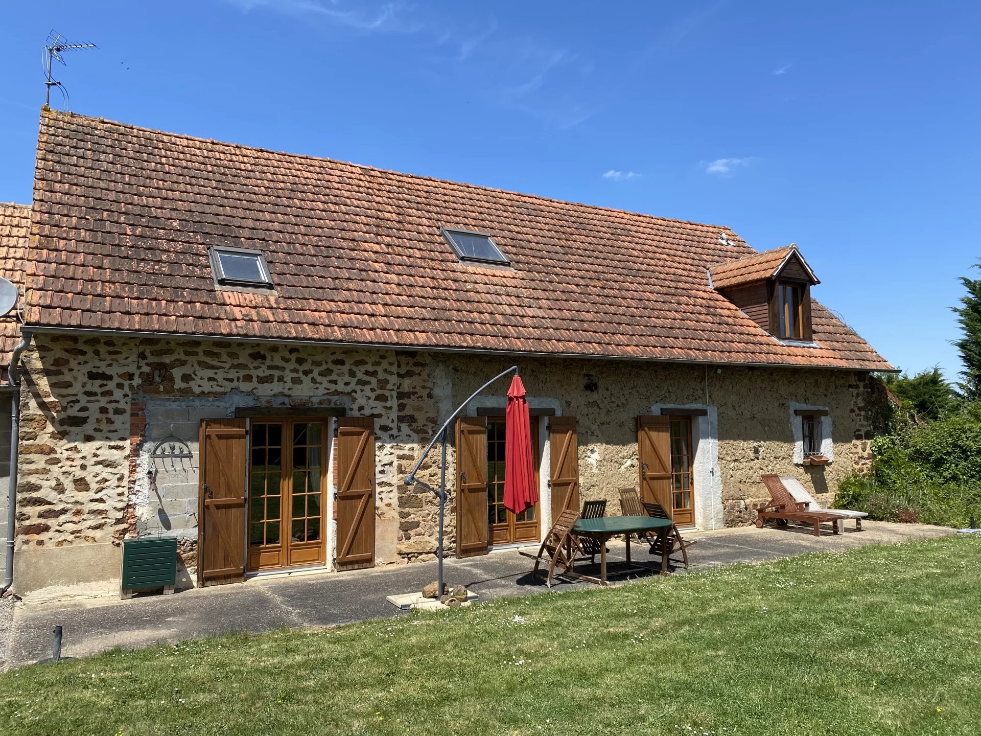 Large detached house with large garden, Centre – France – BVI71549